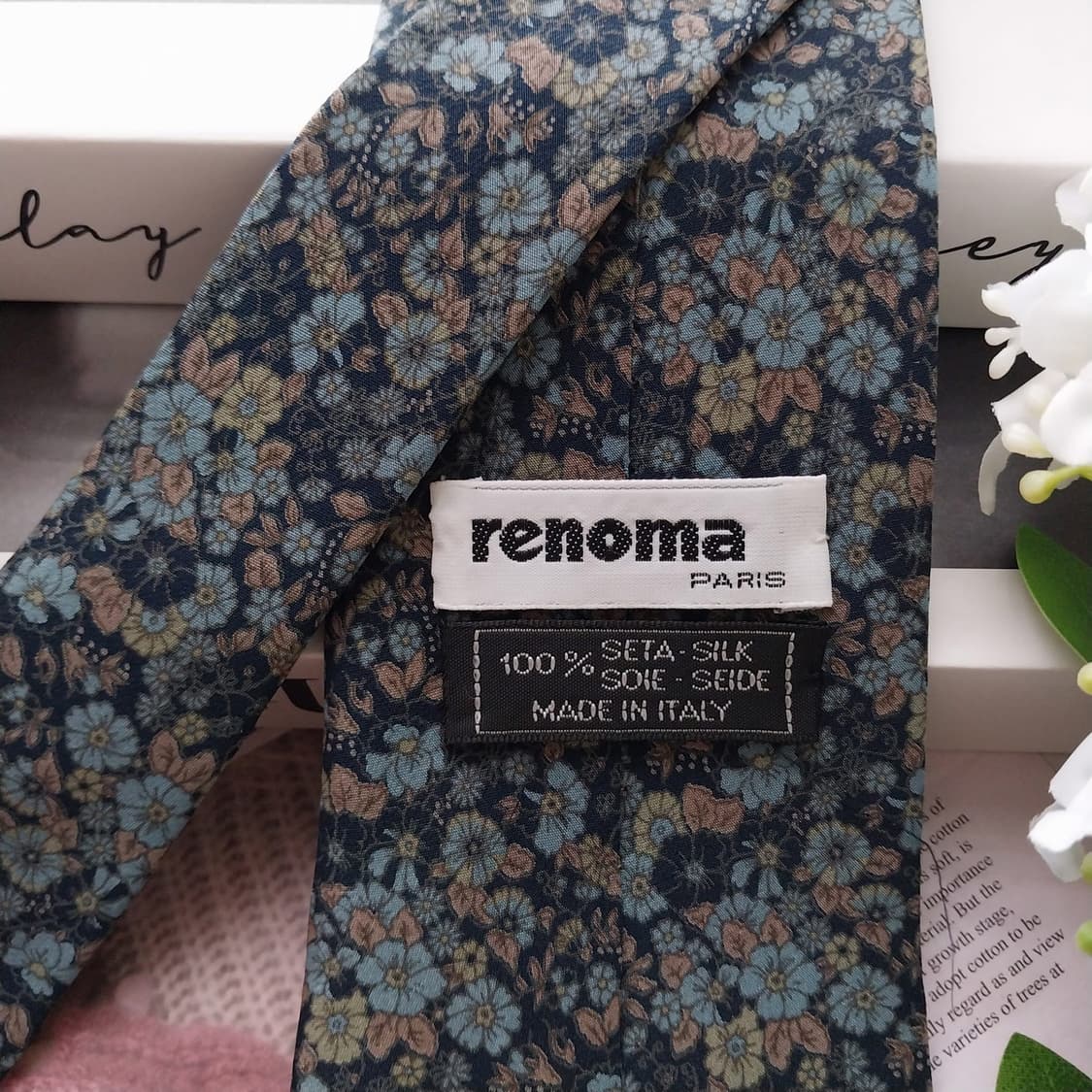 레노마 실크 네이비 플라워 패턴 넥타이 8.7cm A+등급 K1621 상품이미지6