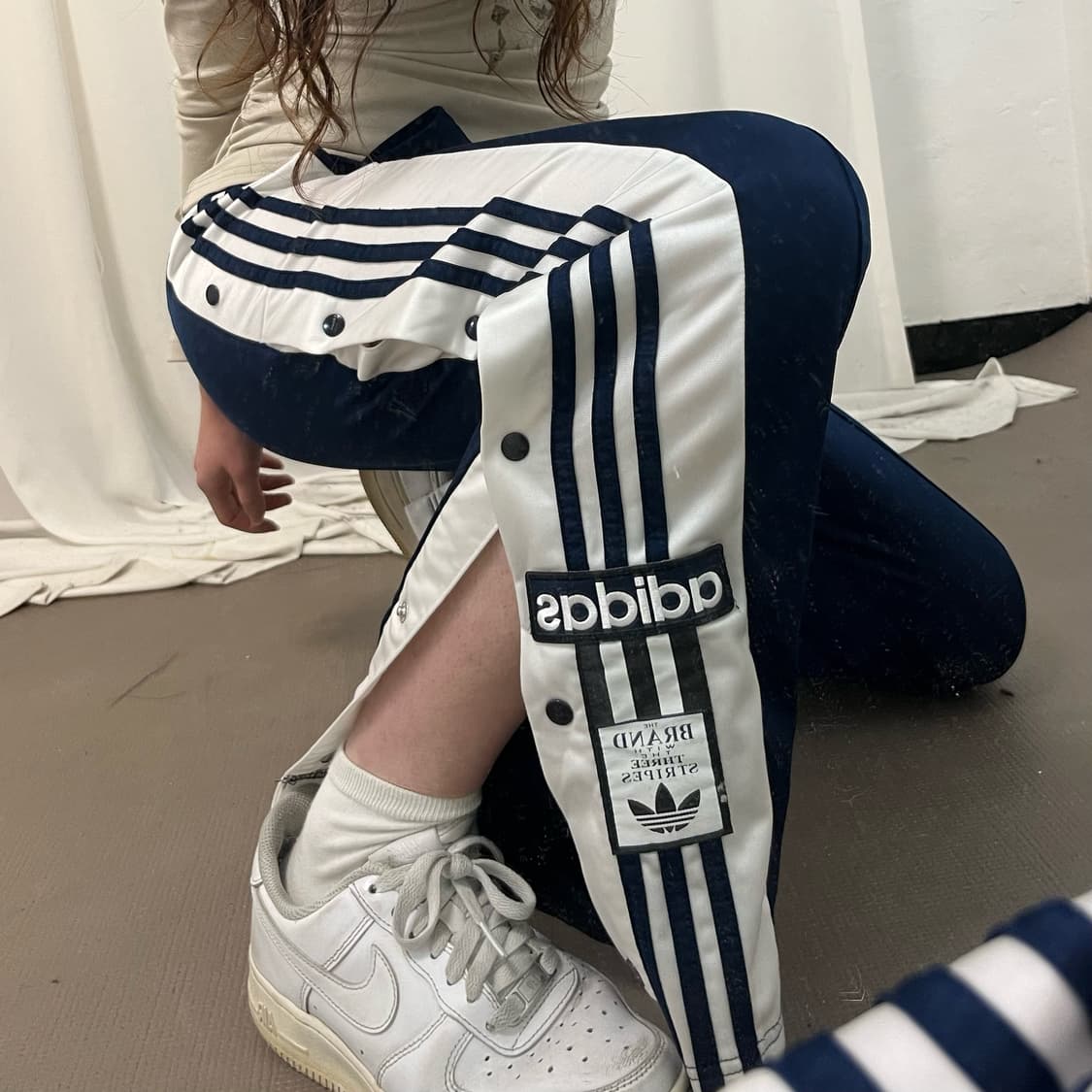 Adidas Navy Break Pants 상품이미지3