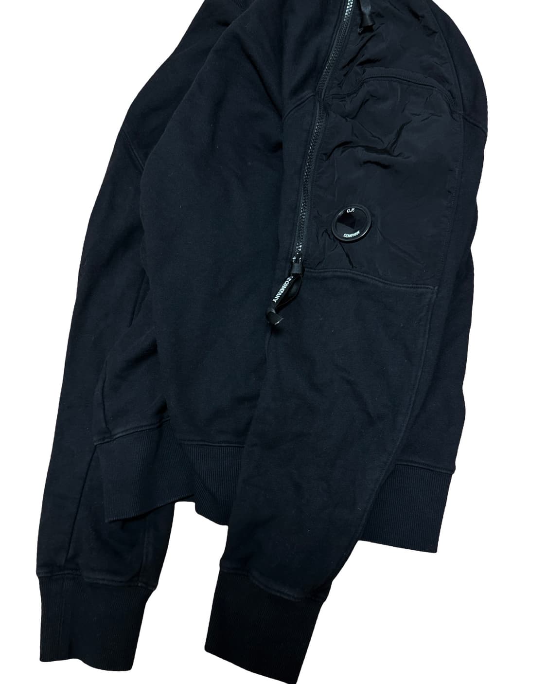 C.P컴퍼니 렌즈 블랙 맨투맨 상품이미지3