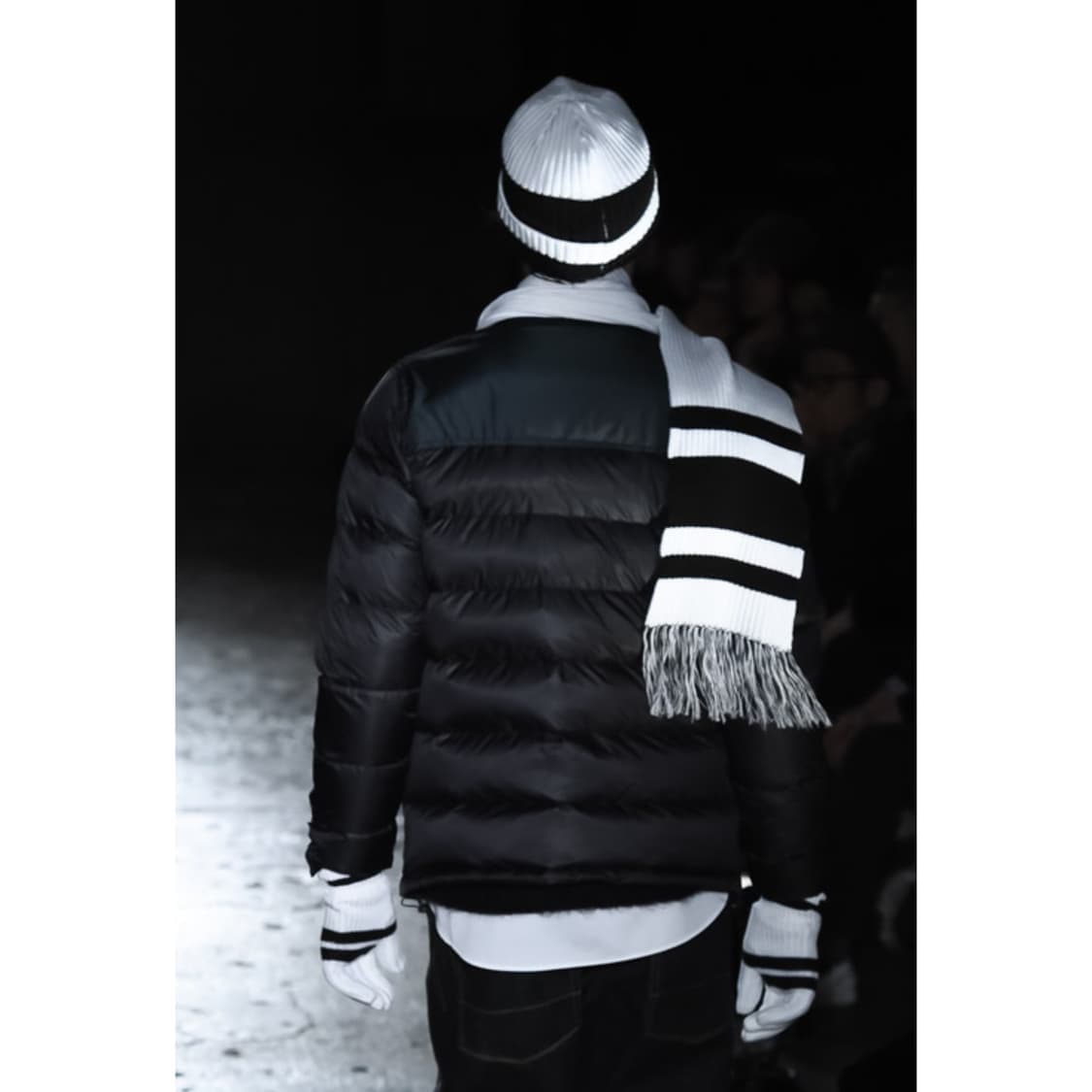 꼼데가르송 간류 자켓 다운 15fw 상품이미지2