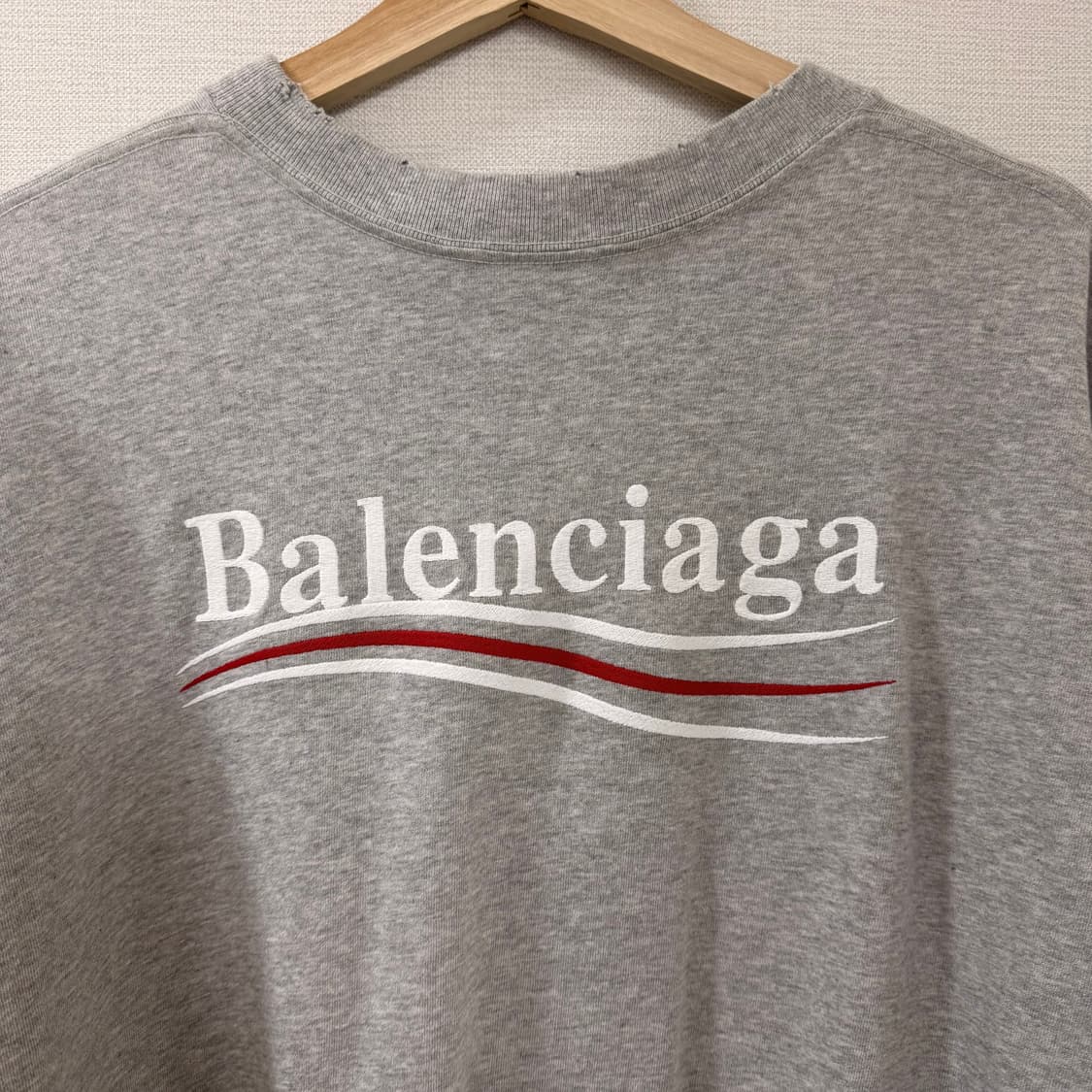 [XXS] 발렌시아가 남성 그레이 웨이브 로고 레이어드 긴팔 티셔츠 상품이미지6