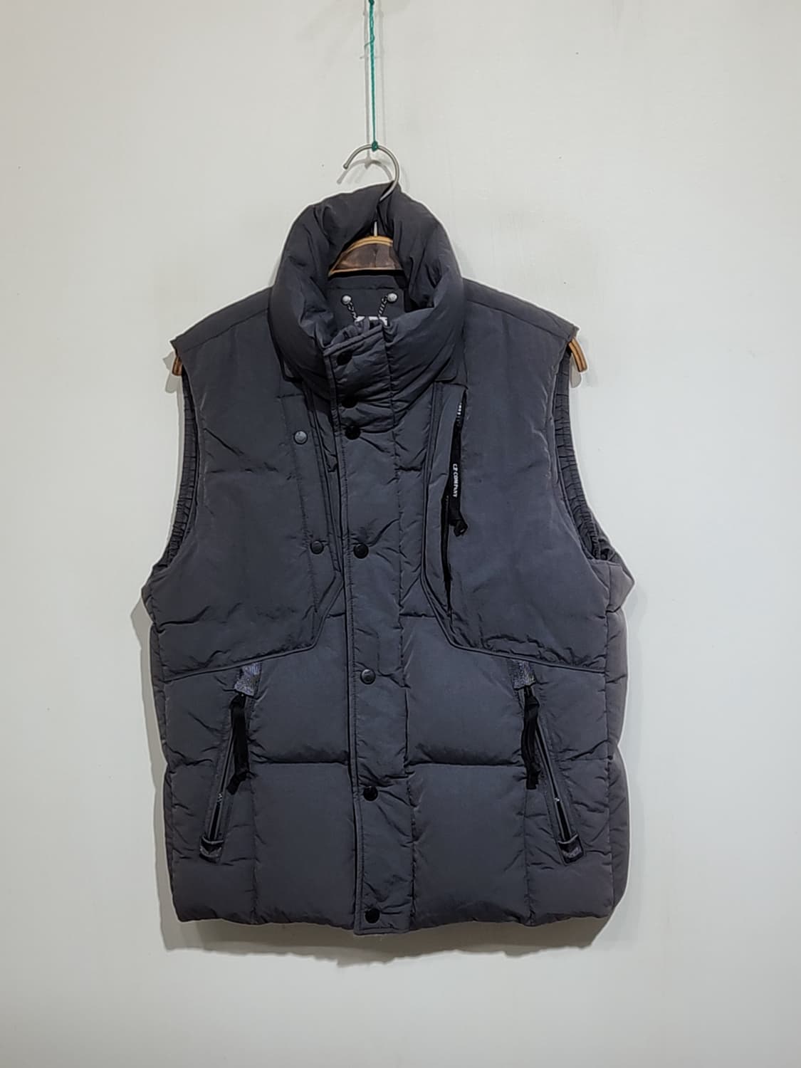 (95) 시피컴퍼니 오리털 패딩조끼 집업 CP 다운 베스트  상품이미지1