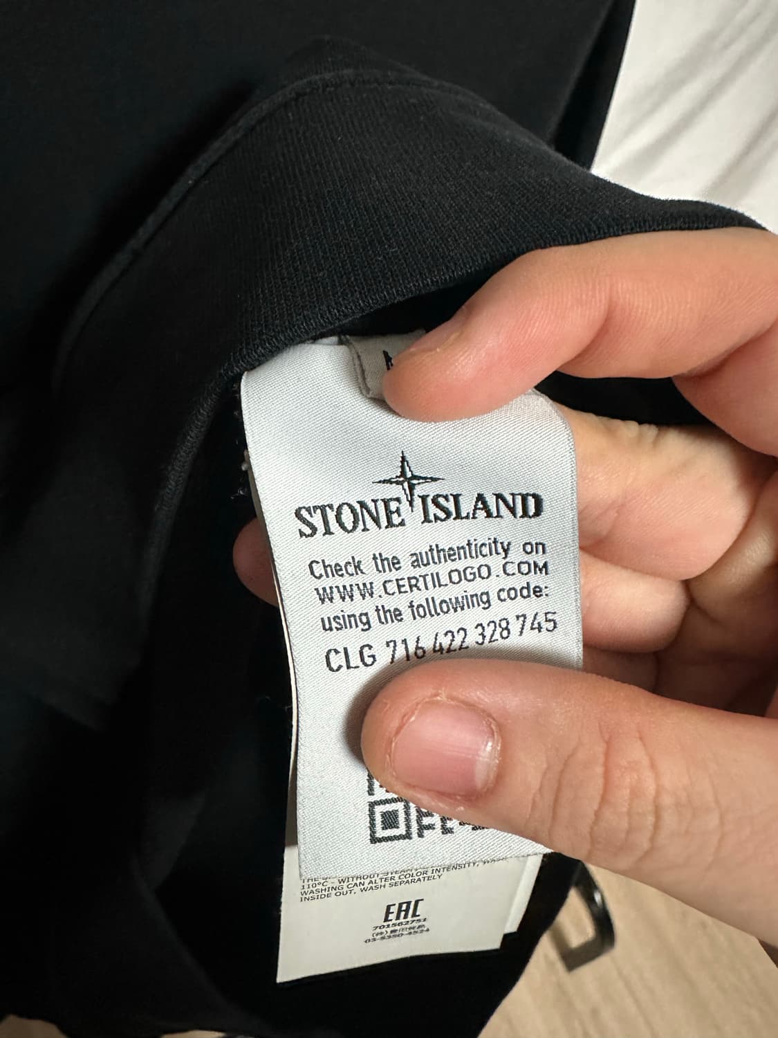 스톤아일랜드 블랙 맨투맨 (M) 상품이미지4