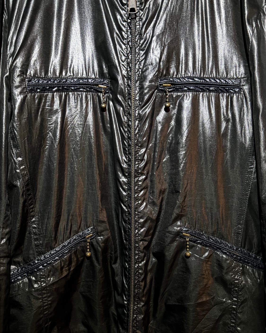 TAKEO KIKUCHI – Glossy Black Nylon Zip J 상품이미지3