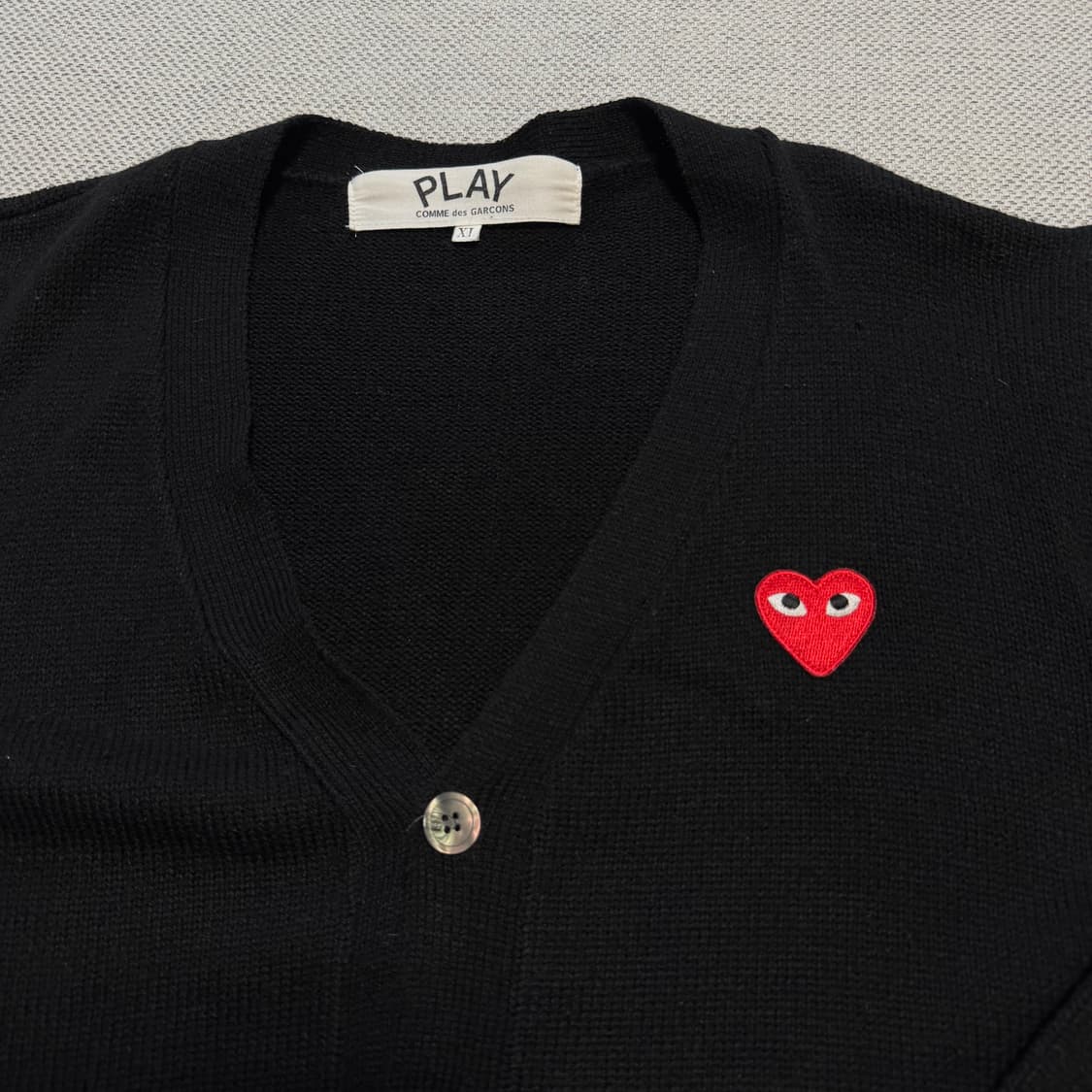 꼼데가르송 레드와펜 가디건 상품이미지2