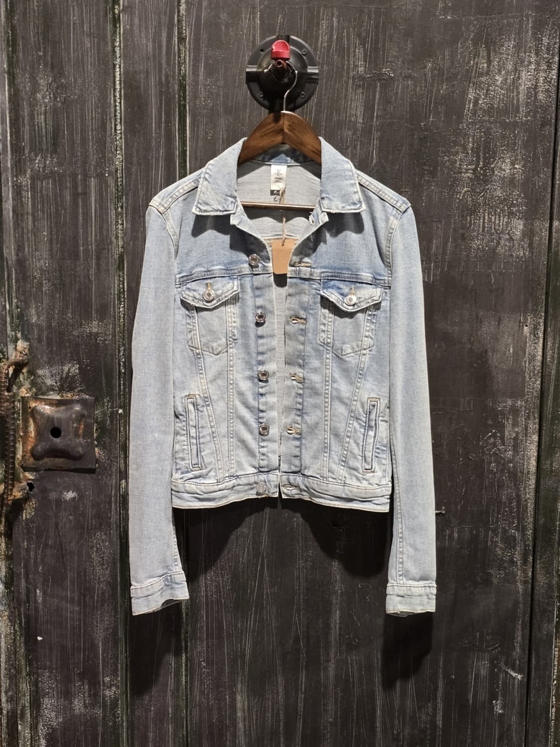 Light Wash Denim Jacket 상품이미지1