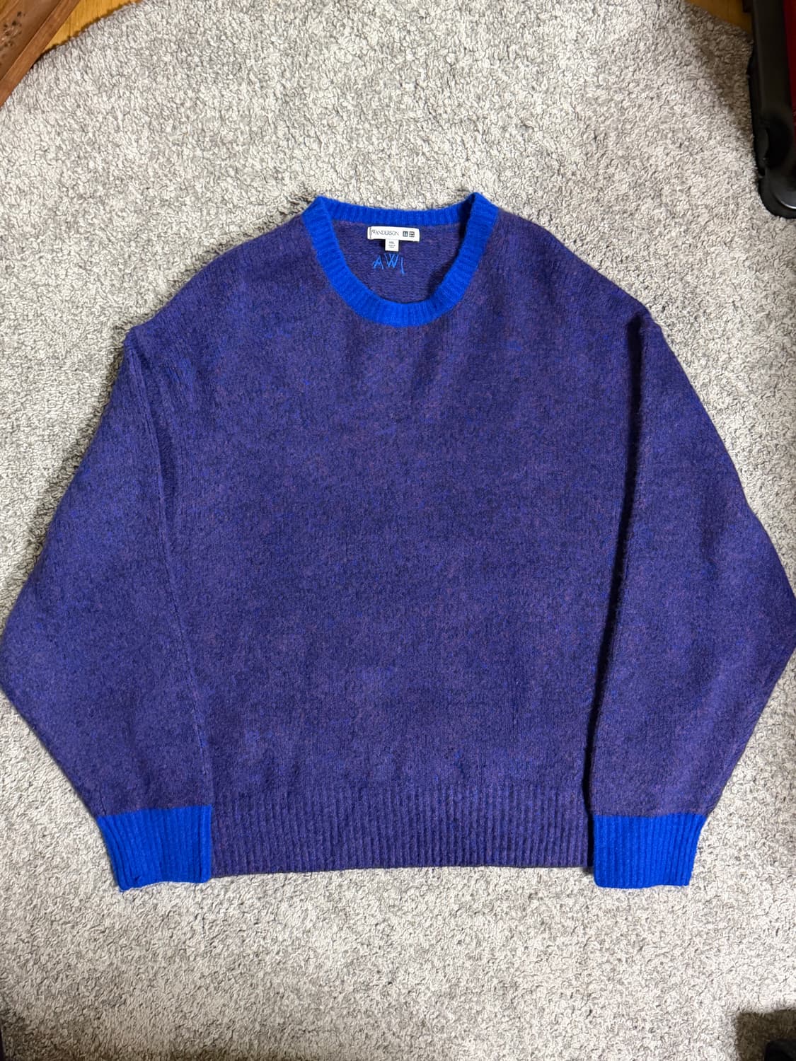 유니클로 jw앤더슨 아크릴 니트 상품이미지1