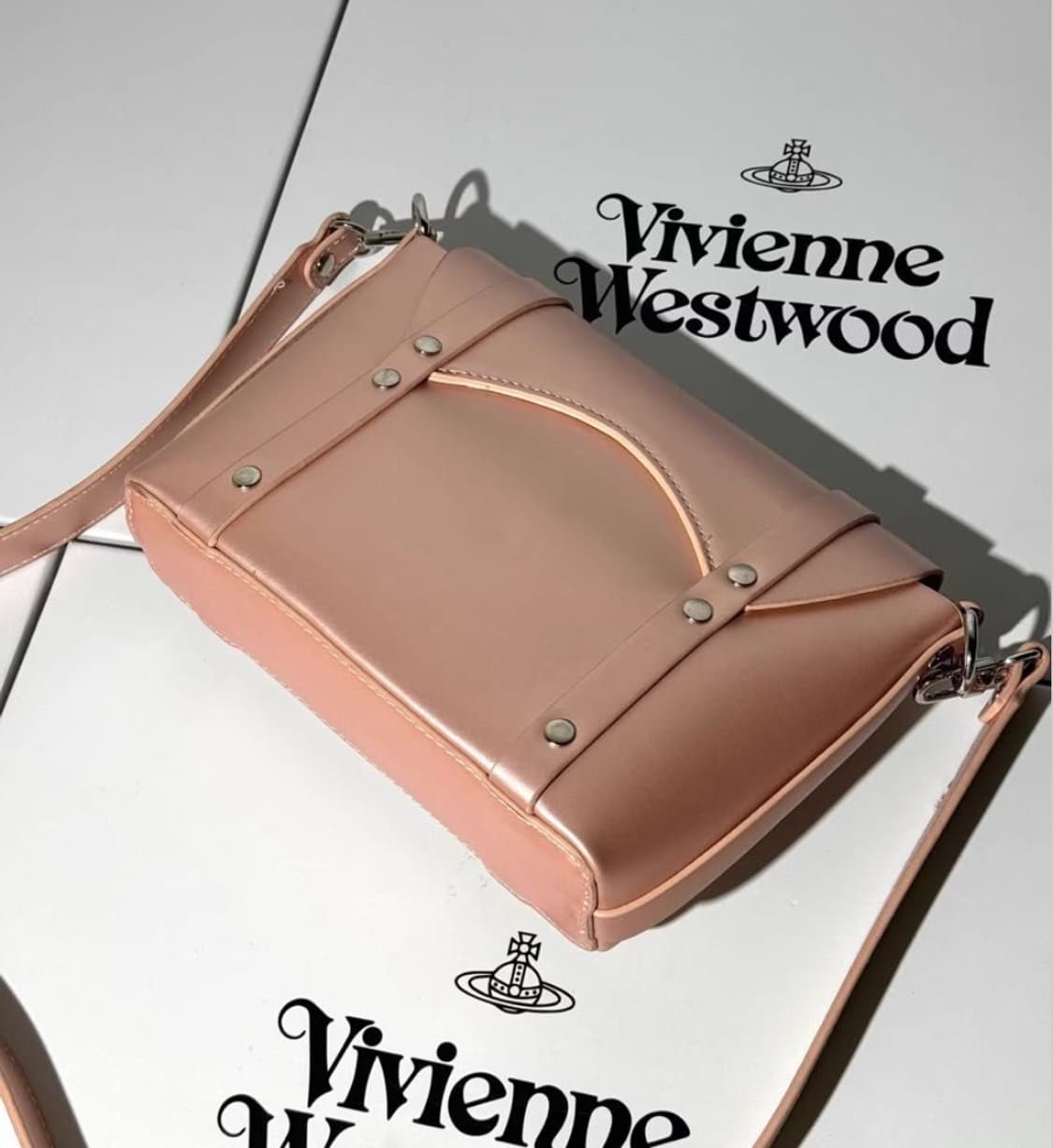 비비안웨스트우드 아카이브 은장 orb 핑크 레더 숄더백 상품이미지4