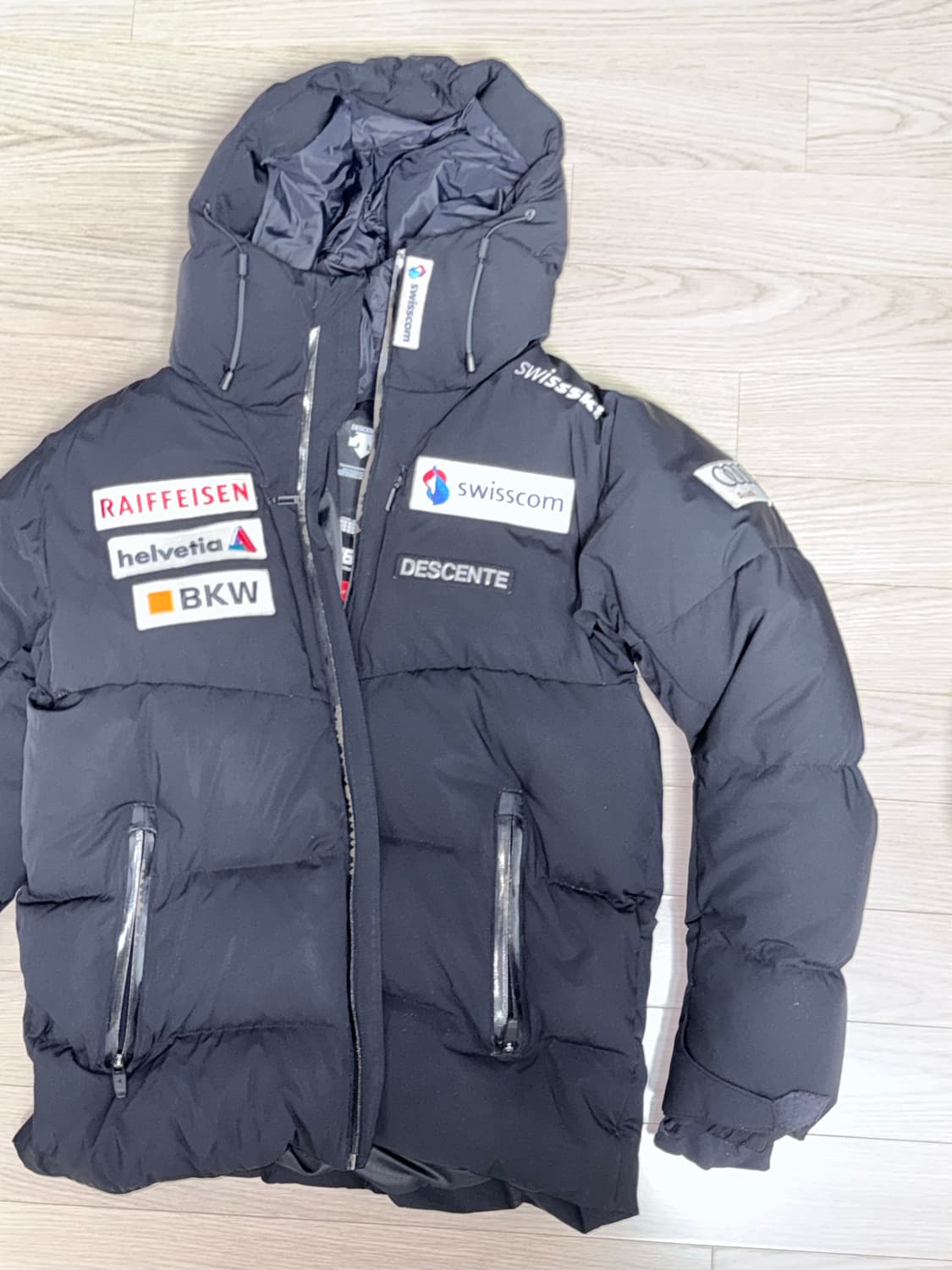 데상트 패딩 L 상품이미지1