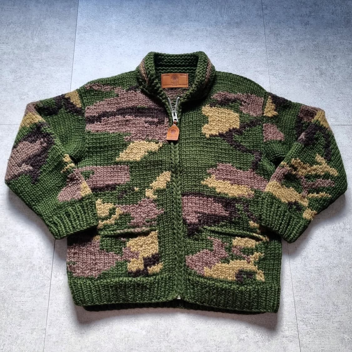 캐나디안 스웨터 컴퍼니 카모플라쥬 코위찬 가디건 105sz 상품이미지2