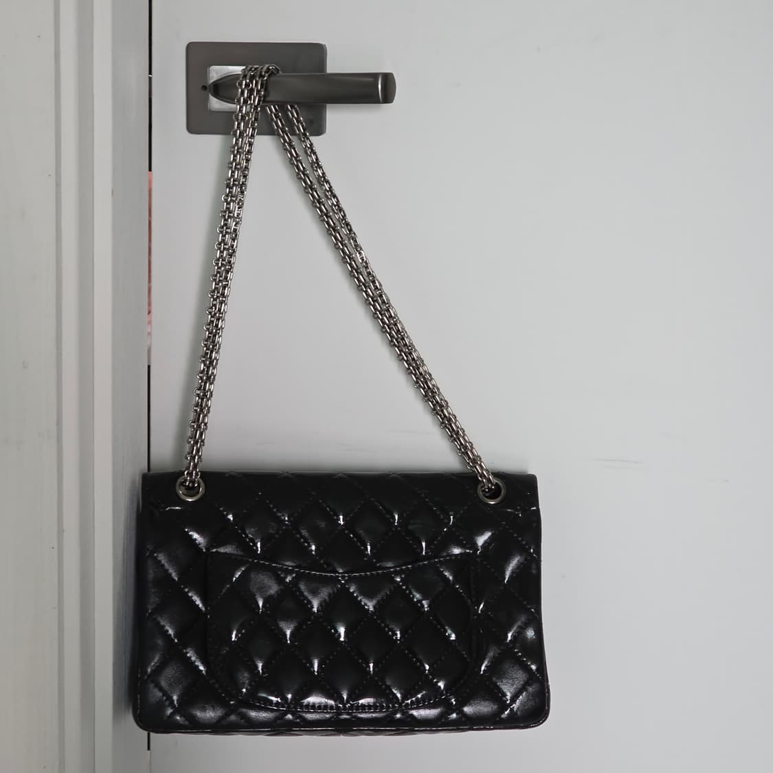 샤넬 은장 2.55 페이던트 더블 플랩 미듐 상품이미지3