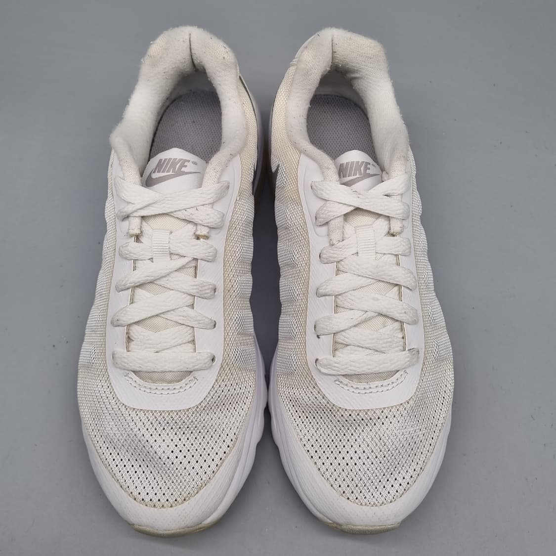 나이키 에어맥스 인비고 운동화220 상품이미지2