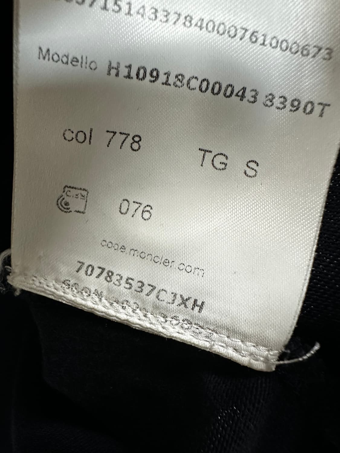 몽클레어 와펜패치 레터링 로고 반팔티 ( 95 ) 상품이미지10