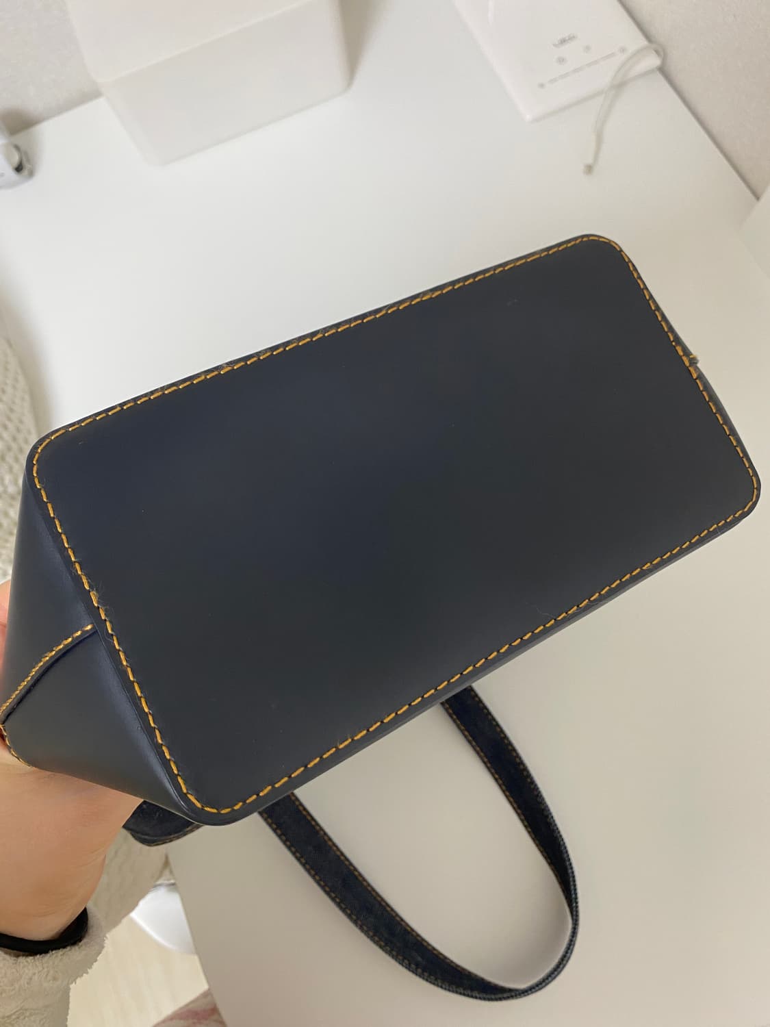 아페쎄 악셀 스몰 토트백 상품이미지7