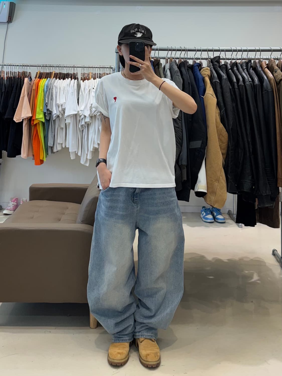 아미 스몰 하트 로고 티셔츠 상품이미지7
