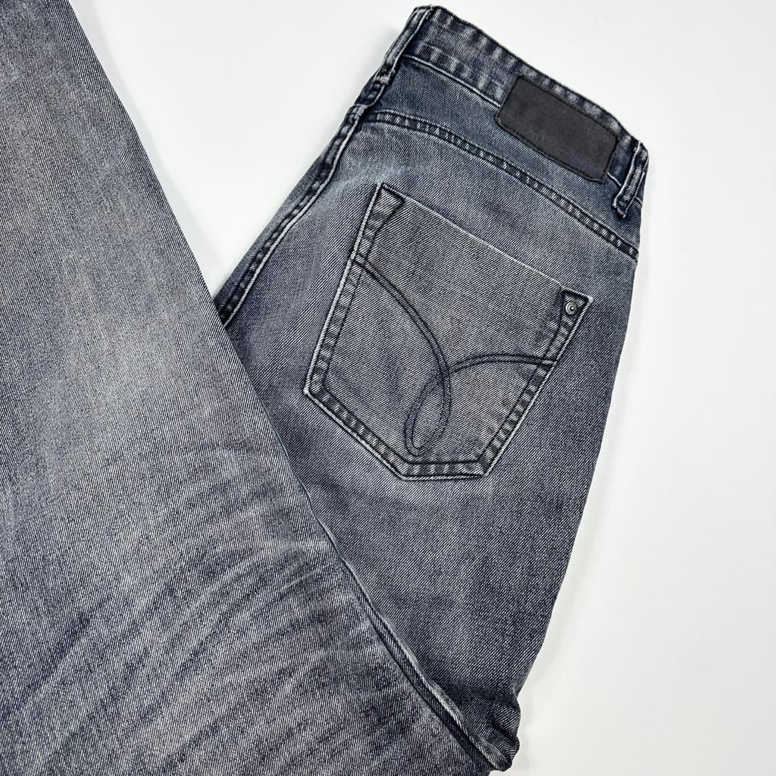 캘빈클라인 CK 워싱 슬림 스트레이트 데님 팬츠 (31인치) 상품이미지1