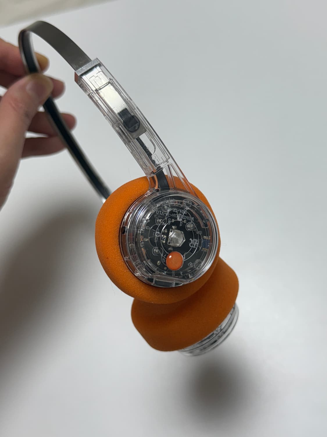 MONDO 블루투스 헤드폰 실버 상품이미지1