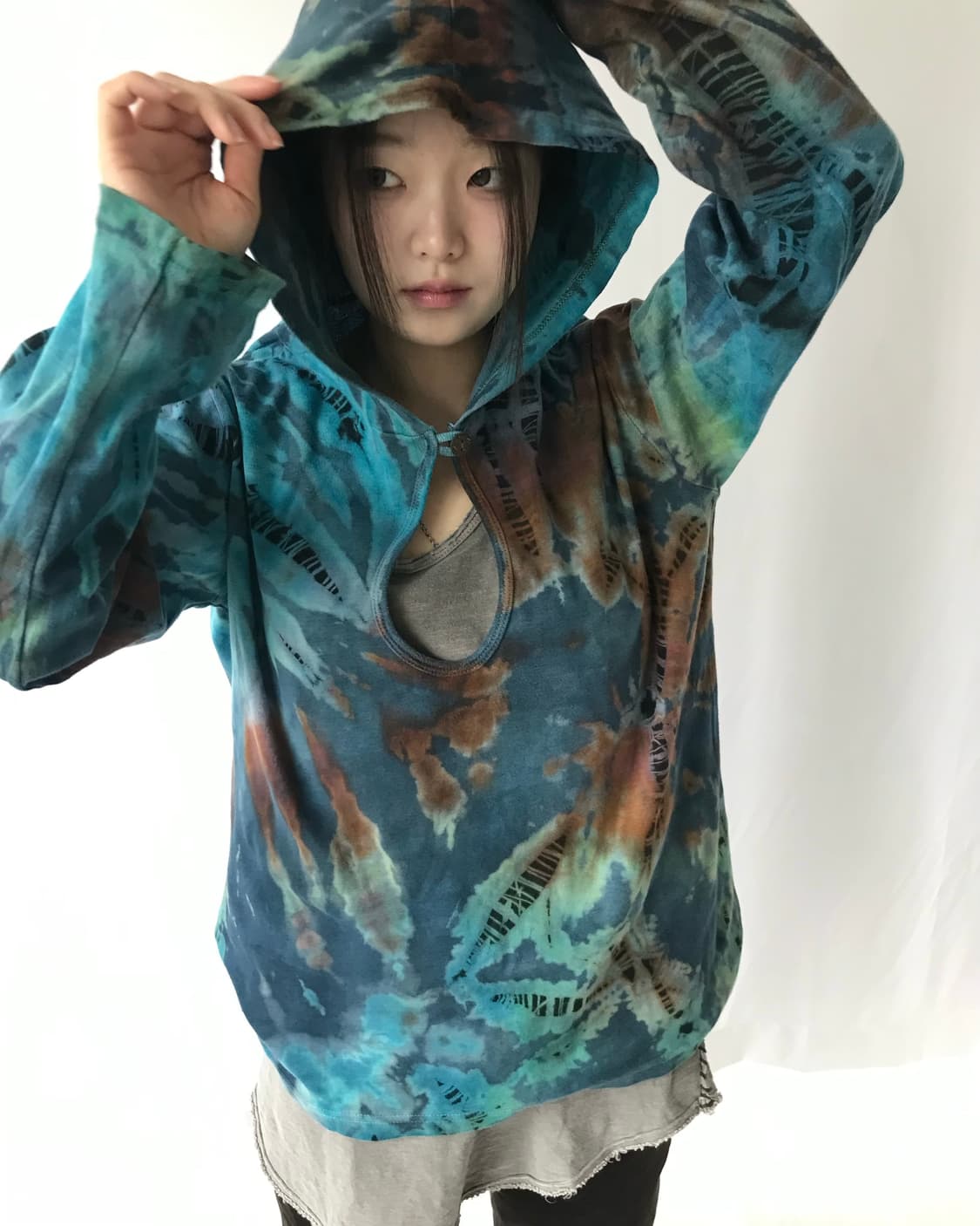 타이다이 후디 롱슬리브 상품이미지1