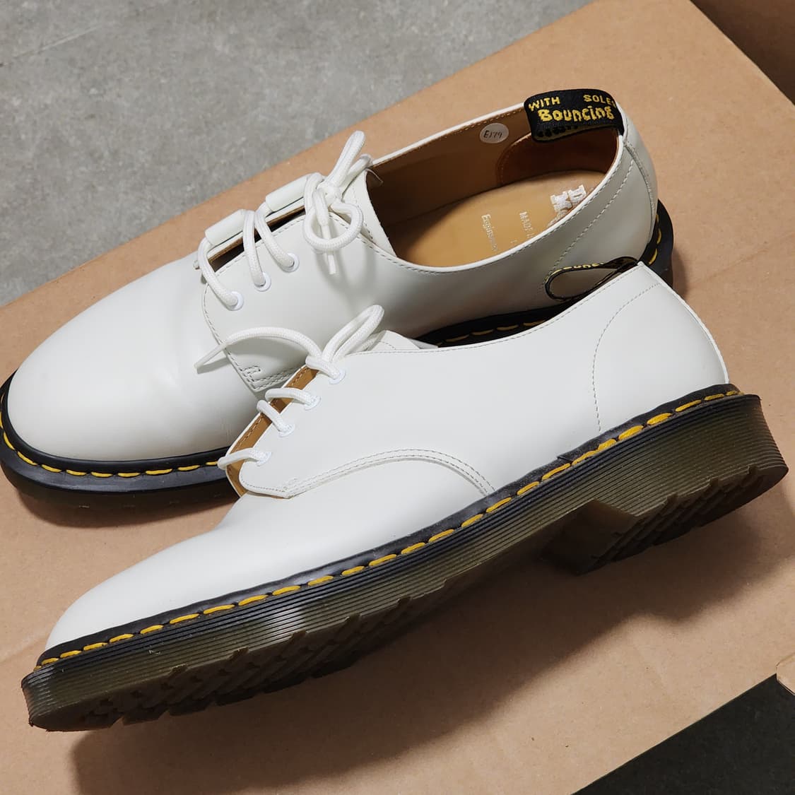 닥터마틴 × 엔지니어드 가먼츠 1460 화이트 상품이미지4