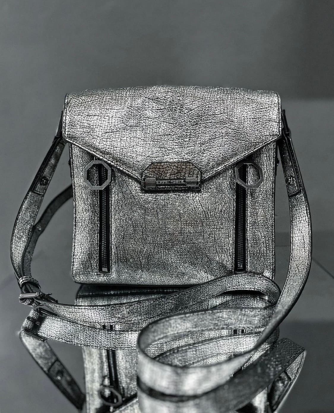 Diesel belted shoulder bag 상품이미지1