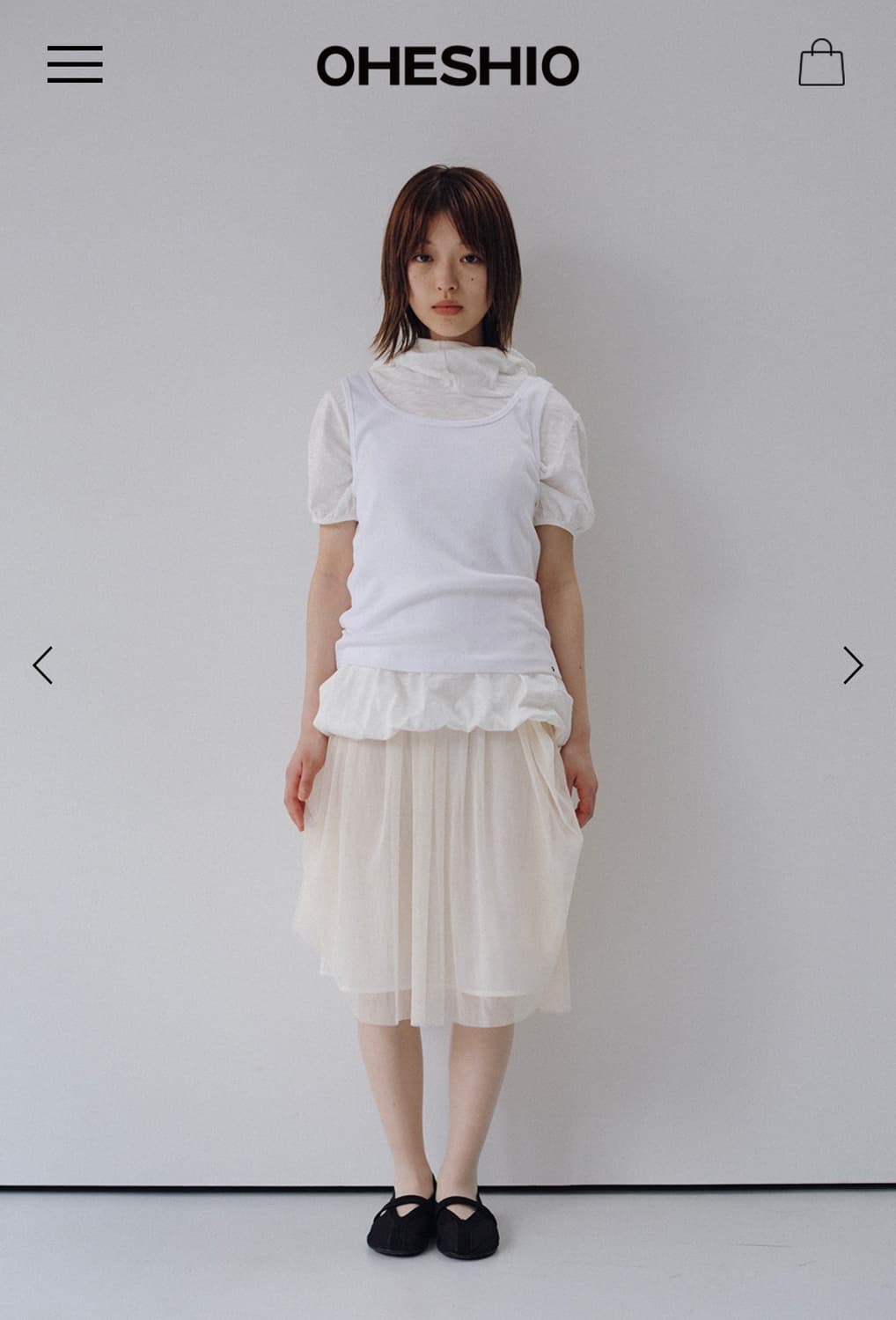 새상품 오헤시오 베이직 유넥 슬리브리스 화이트 상품이미지4