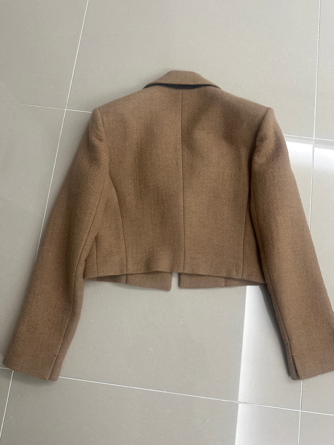 오브제 카멜 크롭 자켓 상품이미지4