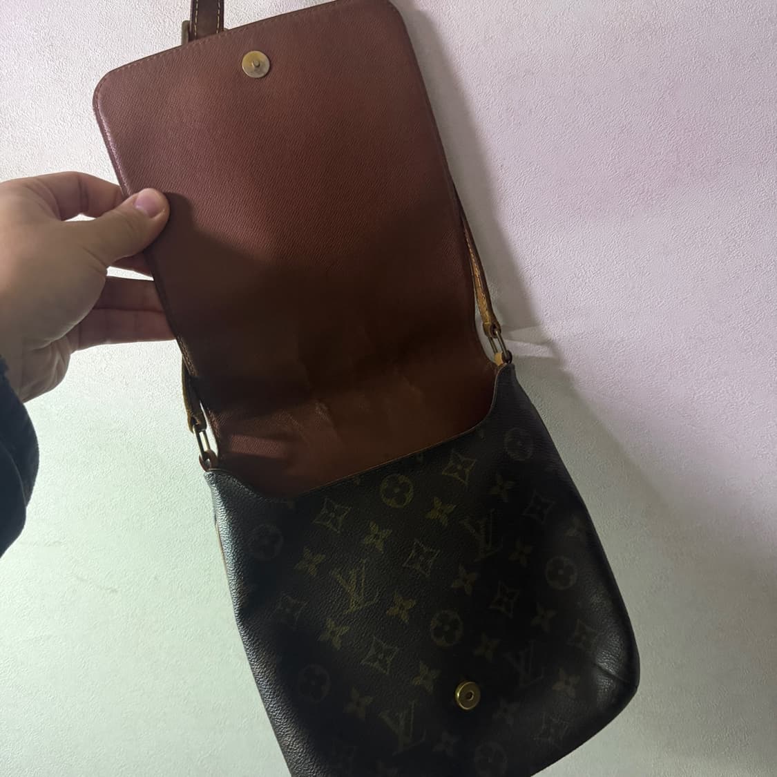 루이비통 모노그램 뮤젯 탱고 숄더백 상품이미지7
