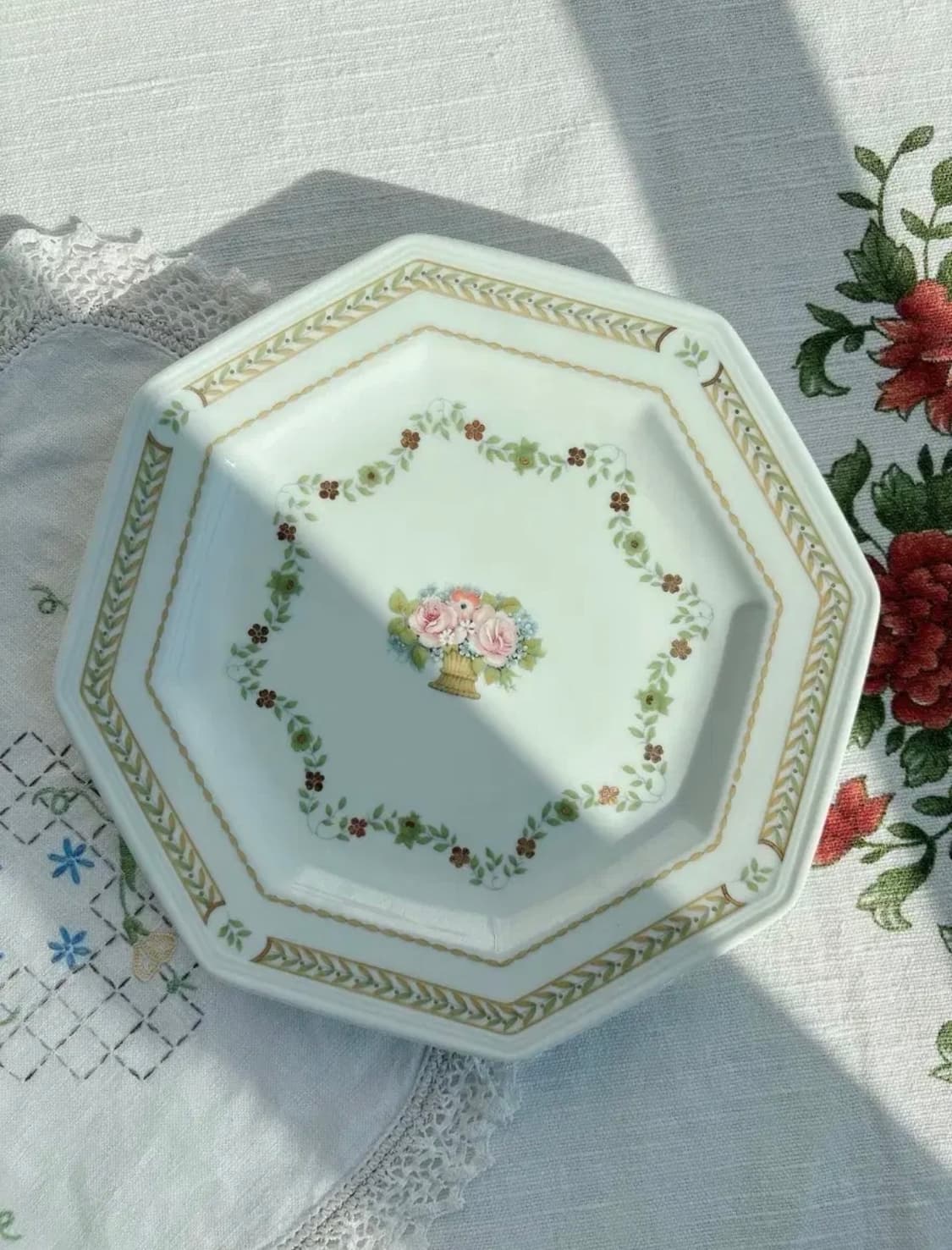 [레어]빌레로이앤보흐 갈로 레오나르도 꽃바구니 샐럿 접시 상품이미지1