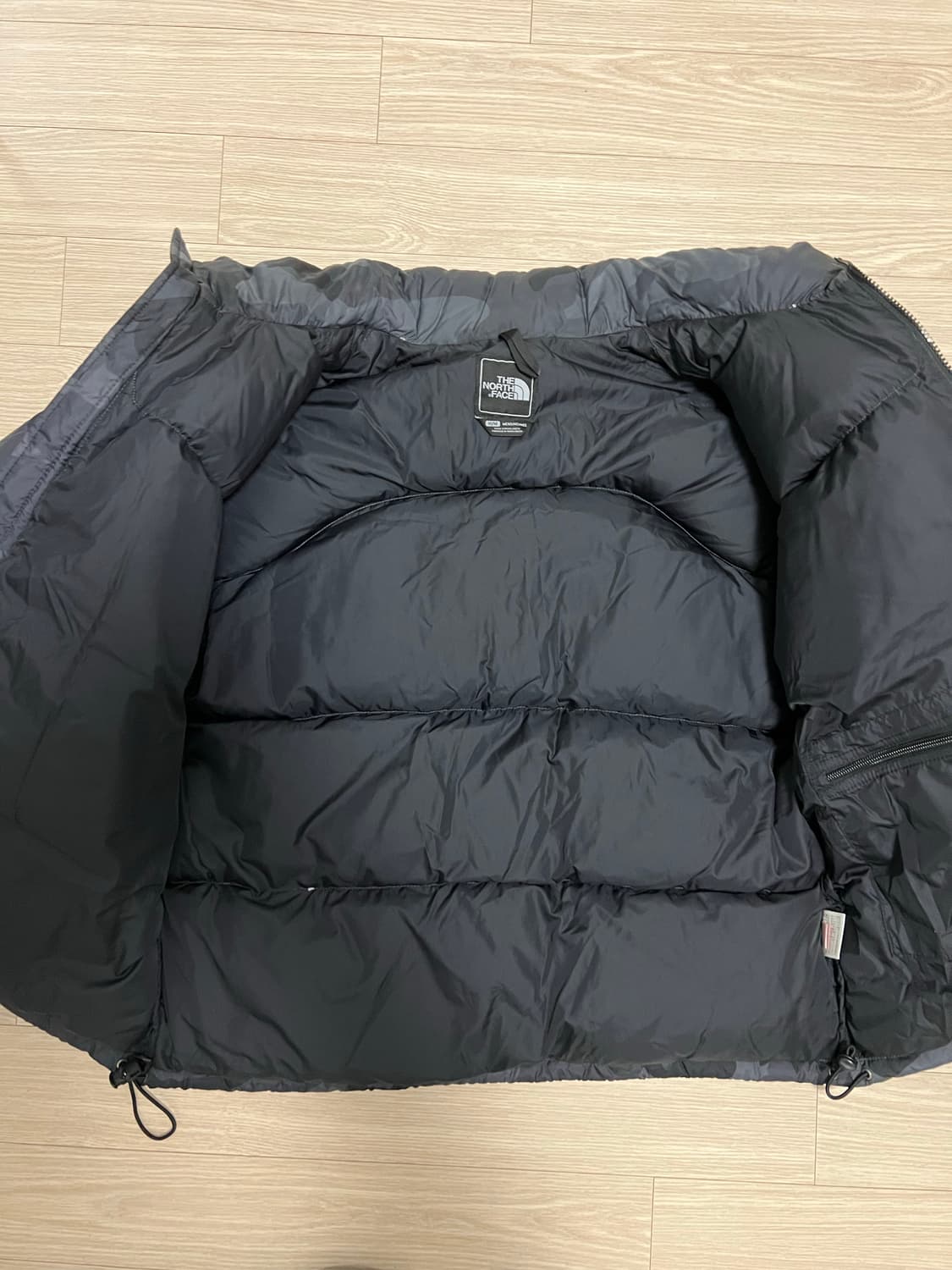 노스페이스 블랙카모 눕시 센터로고 M사이즈 상품이미지3