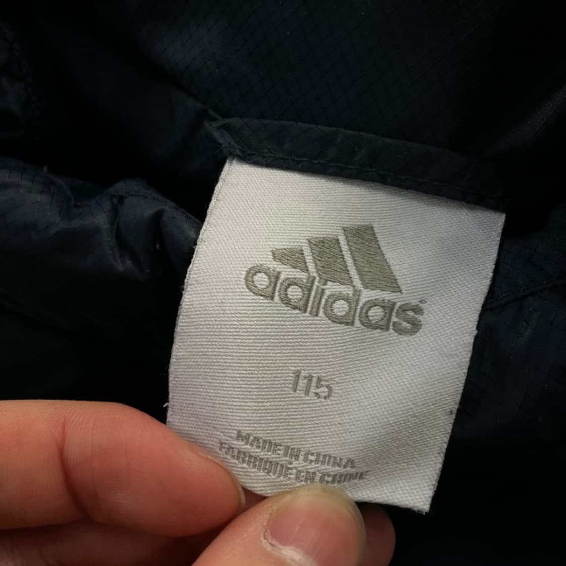 105 아디다스 레알마드리드 경량패딩 상품이미지3