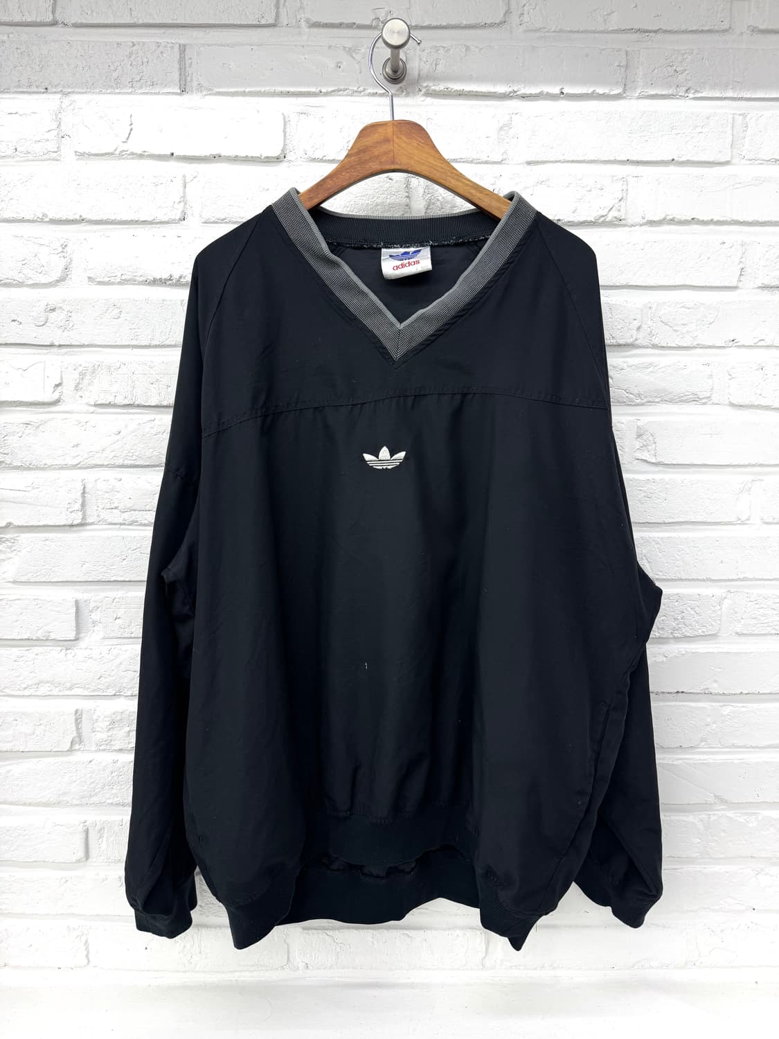 아디다스 블랙 나일론 티셔츠 상품이미지3