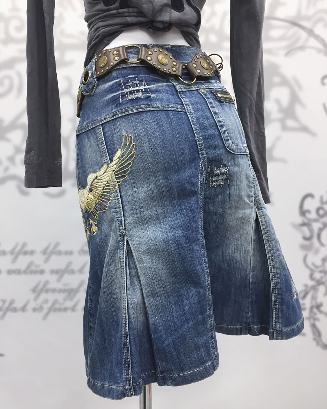 00s Wing Patch Detail Denim Midi Skirt 상품이미지5