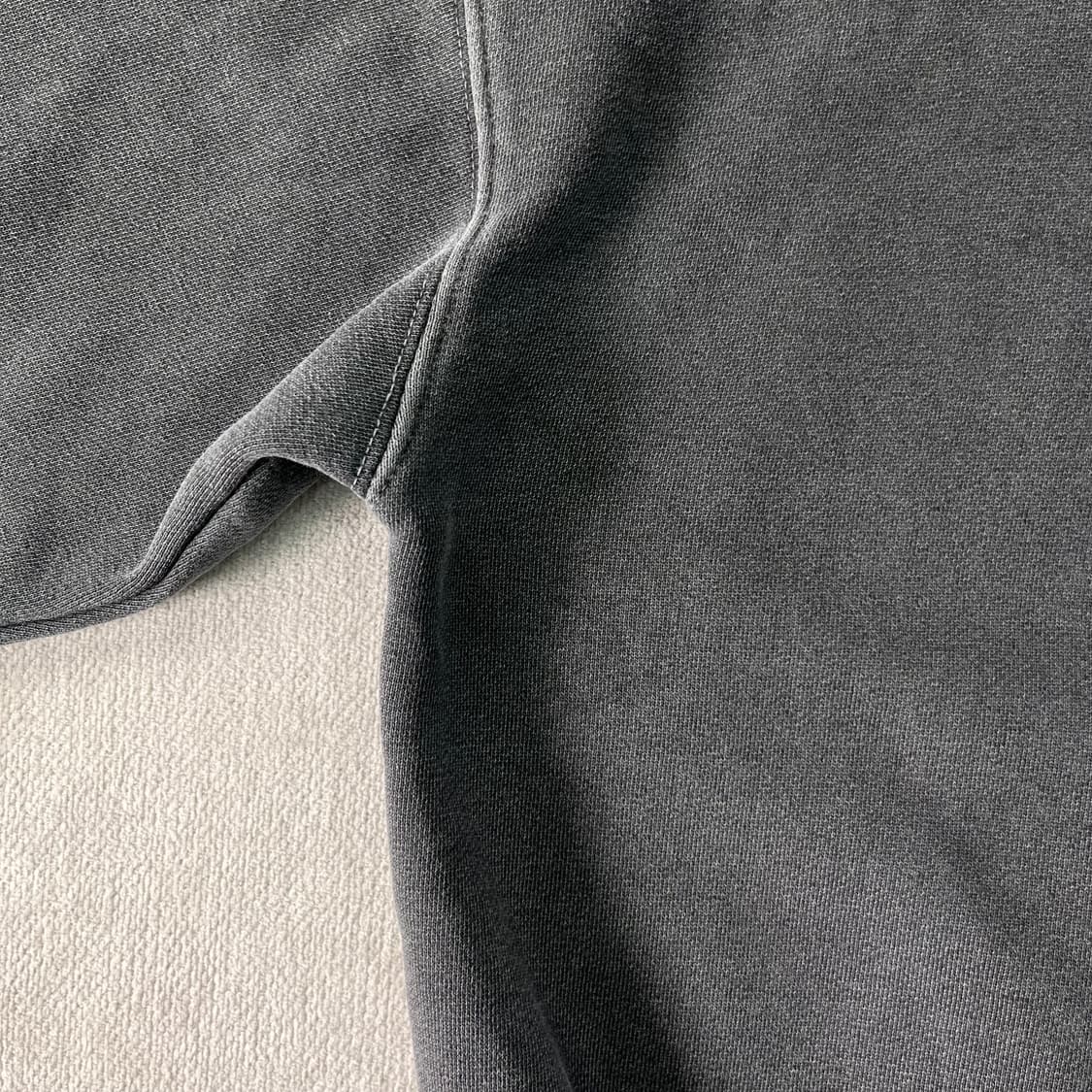 100 아이앱 스튜디오 블랙 피그먼트 후드티 상품이미지5