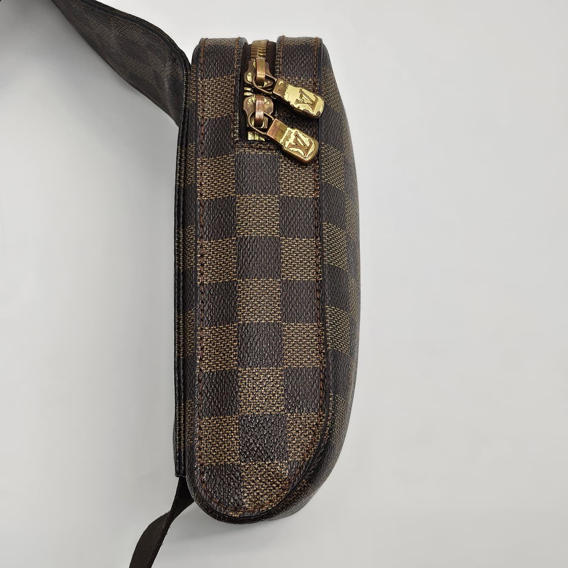 정품 루이비통 제로니모스 힙색 상품이미지5