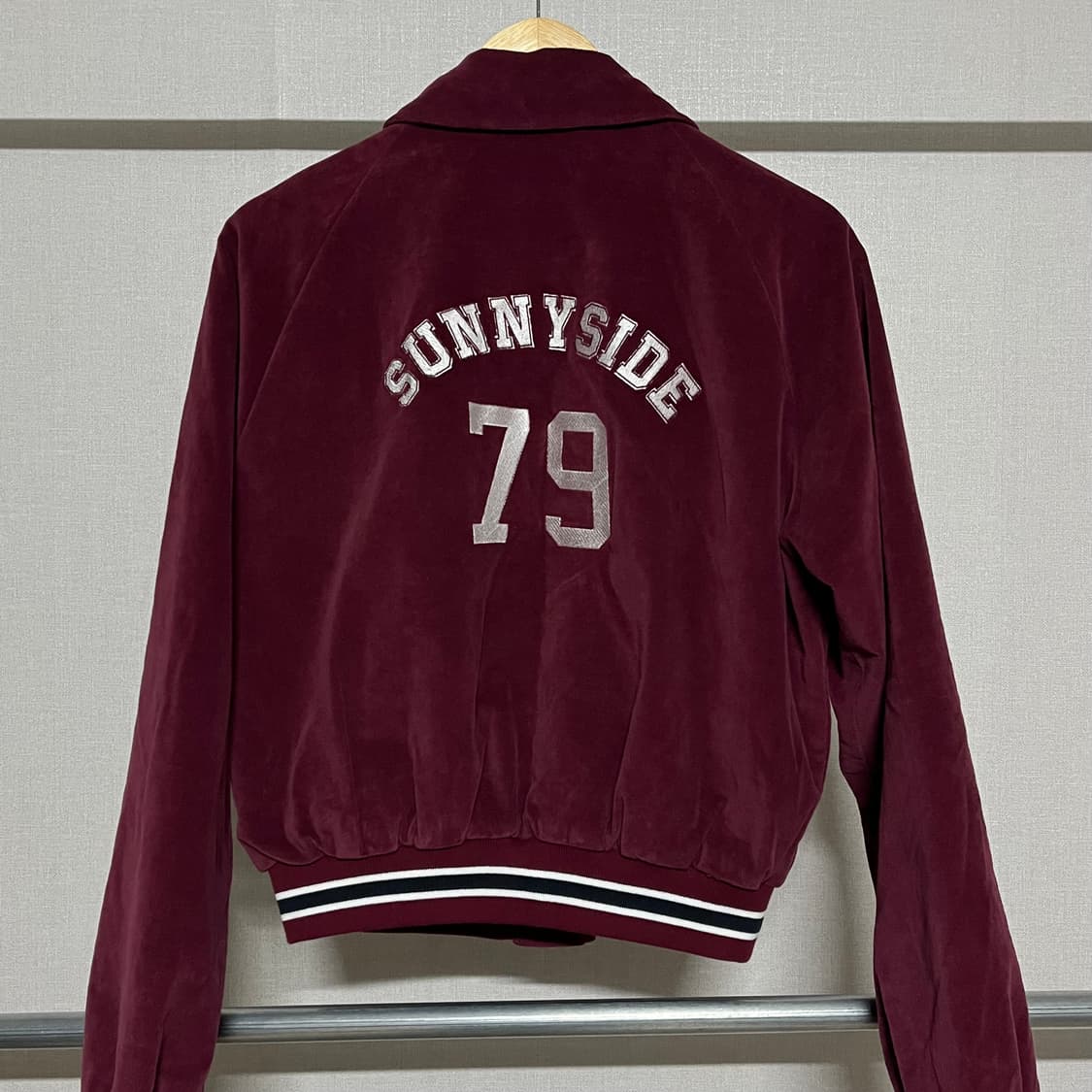 라라써니사이드 벨벳 자켓 버건디 상품이미지2