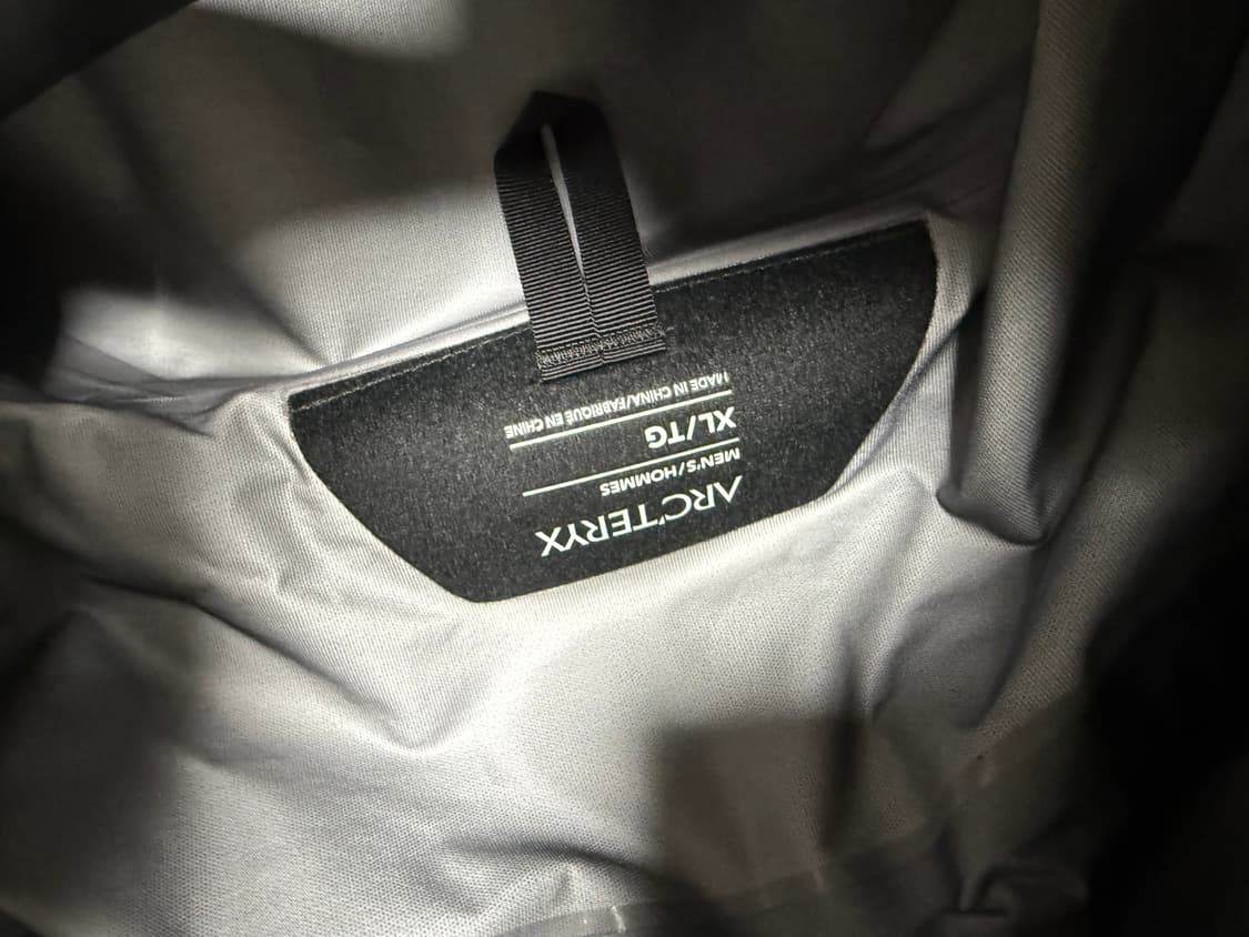 아크테릭스 베타 자켓 xl 블랙 사파이어 상품이미지5