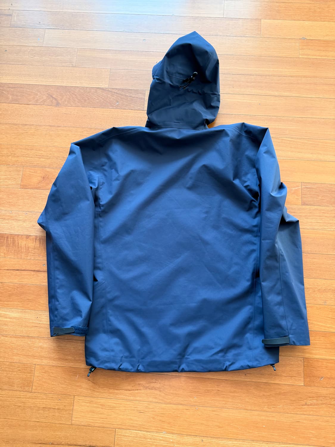 아크테릭스 베타 블랙 사파이어 상품이미지2