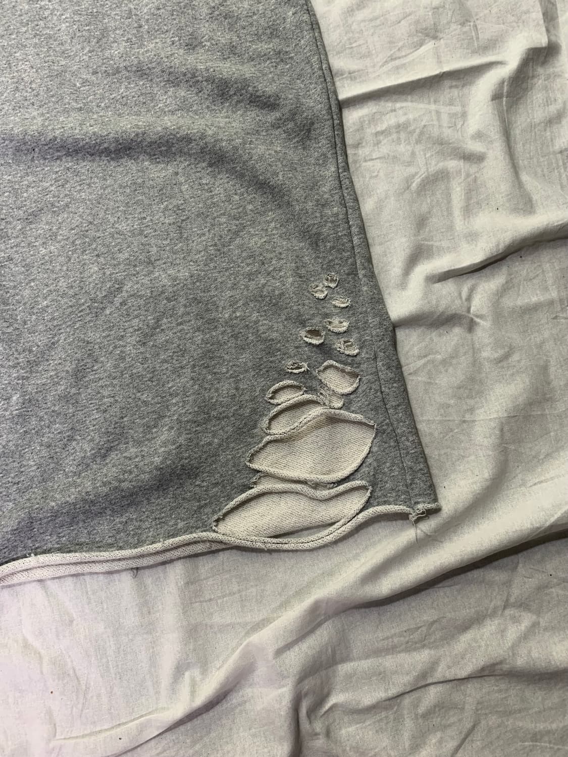 Distressed tank top  상품이미지2