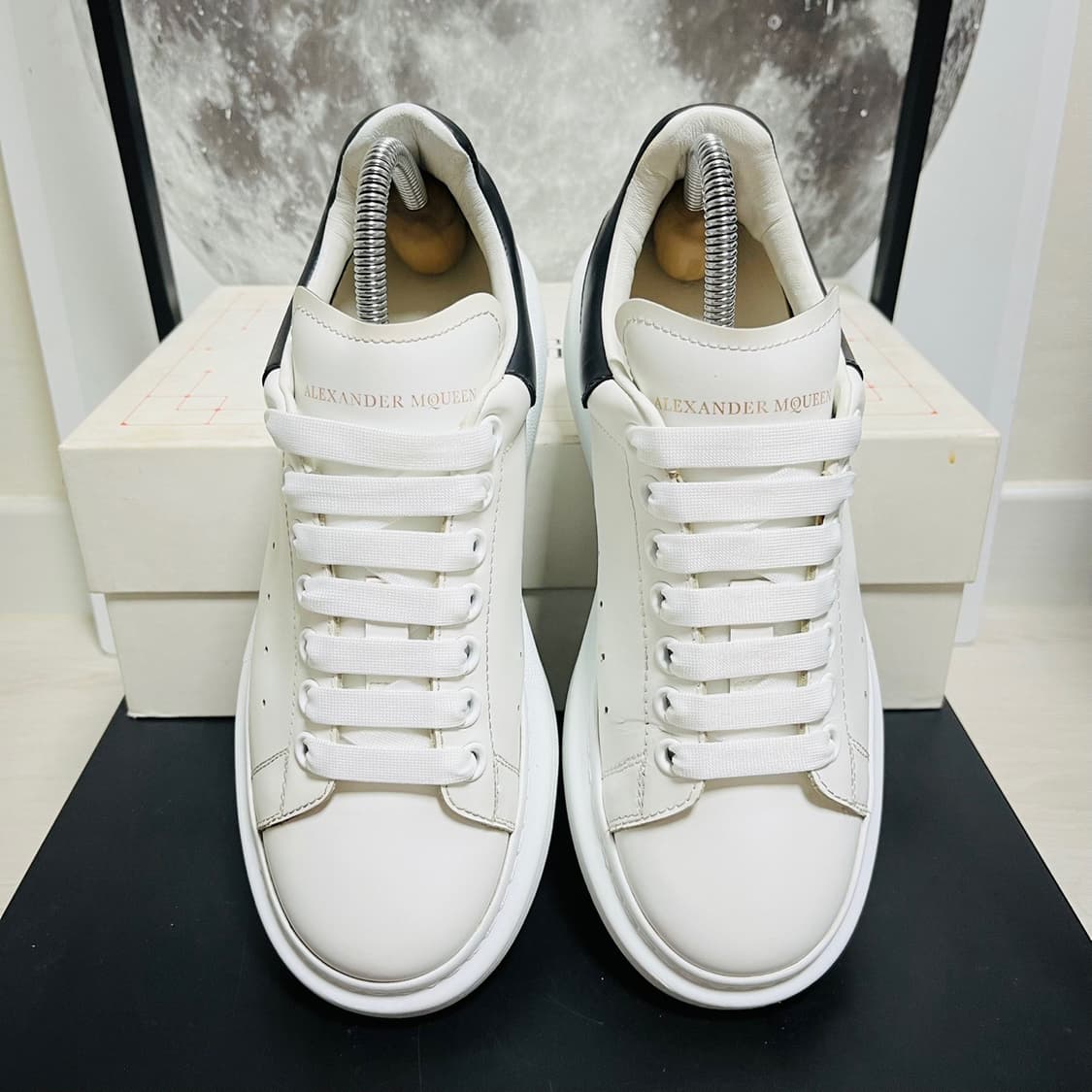 정품 39) 알렉산더 맥퀸 블랙 오버솔 스니커즈 250~255 상품이미지3