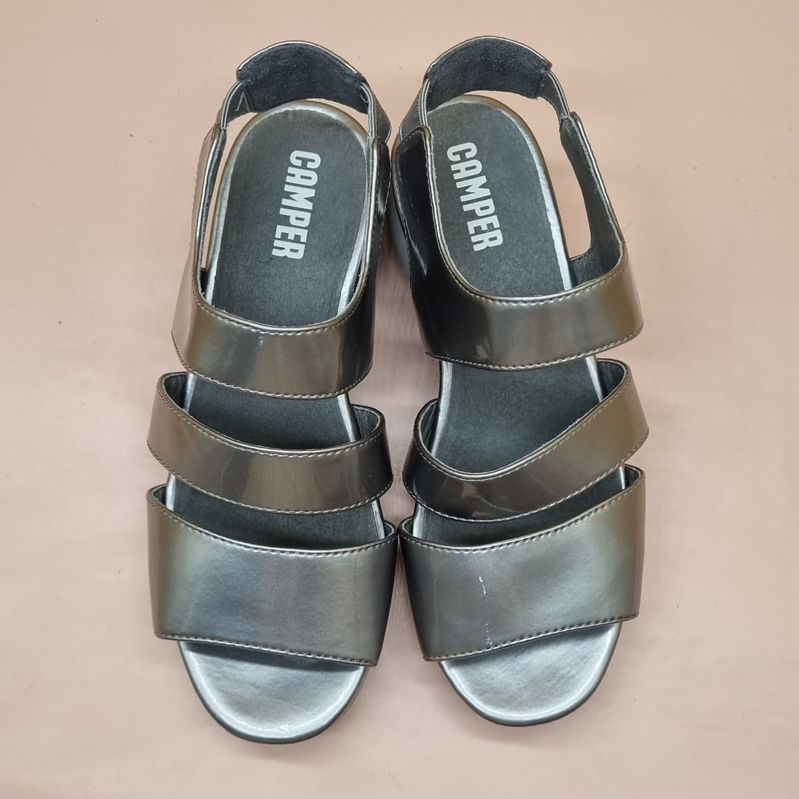 캠퍼 실버 여성샌들 220 굽5 상품이미지2