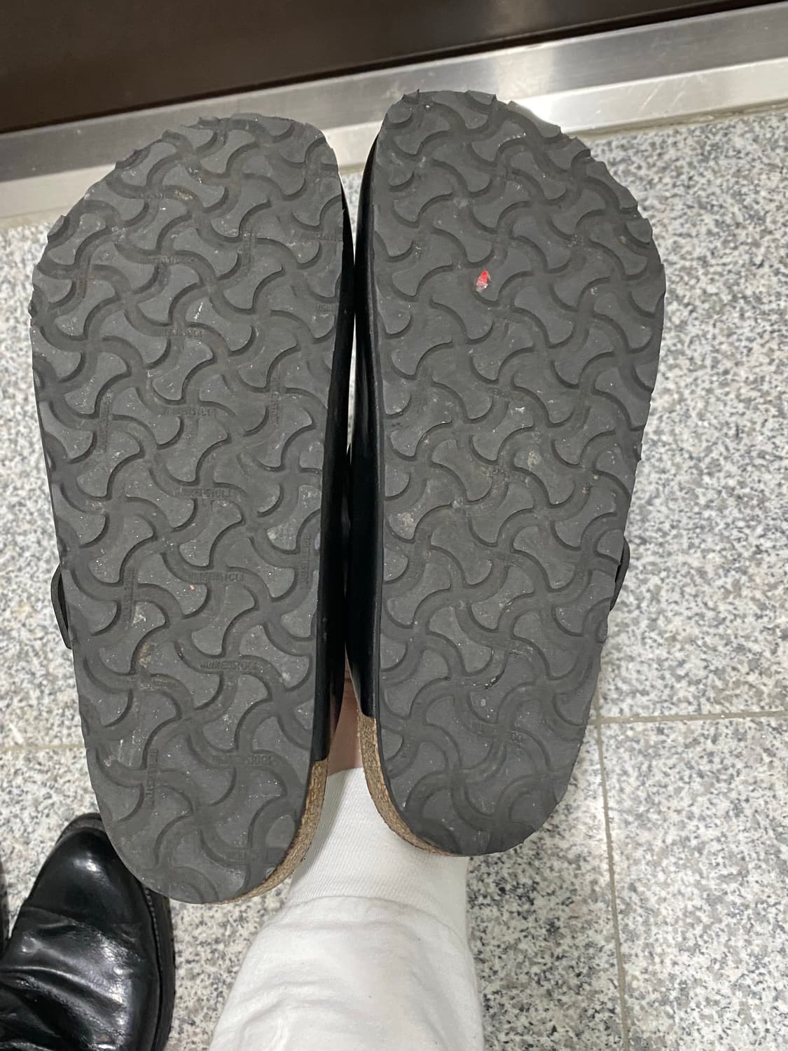 버켄스탁 레더 블랙 보스턴 레귤러 265 뤡코즈 블라인드파일즈 상품이미지5