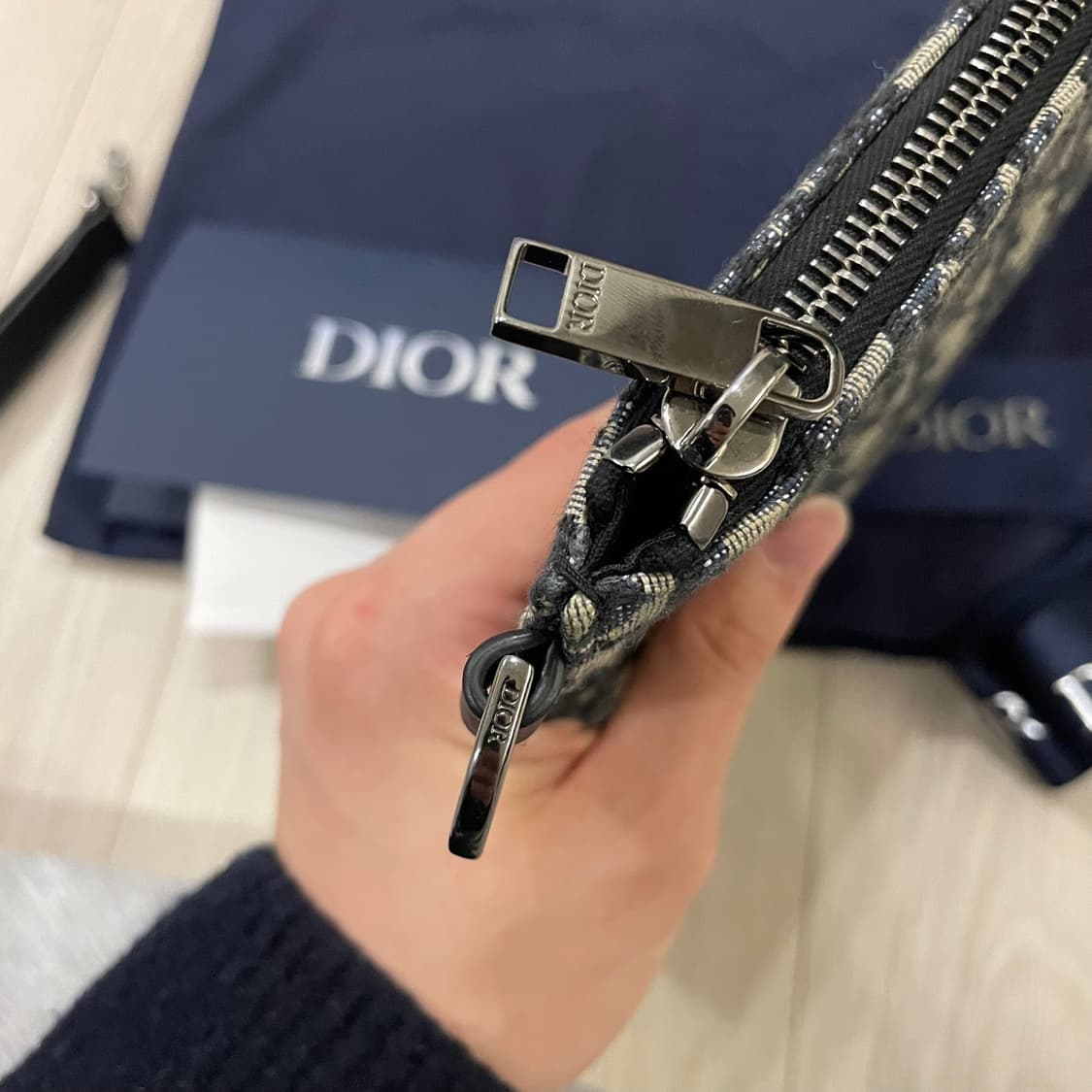 디올 오블리크 A4 클러치 상품이미지4