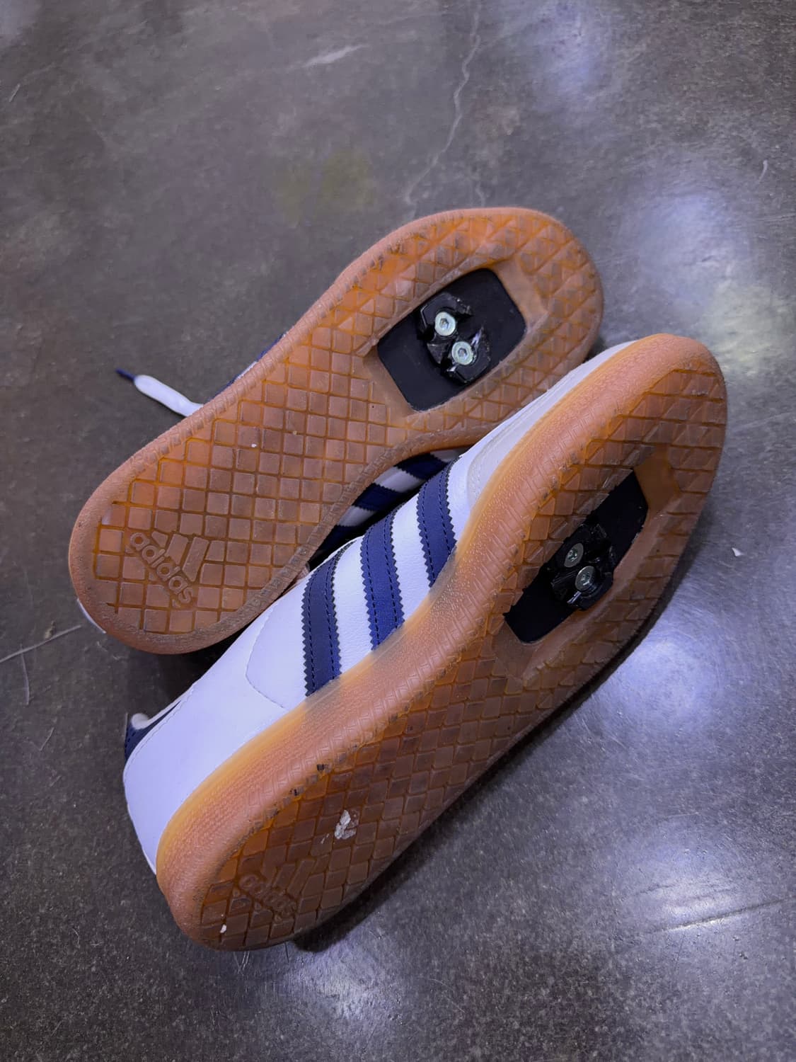 아디다스 벨로삼바 사이클링 클라우드 화이트 네이비 슈즈 240 상품이미지9