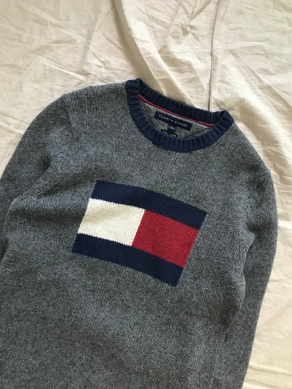 타미힐피거 중앙 빅 로고 차콜 니트 상품이미지6