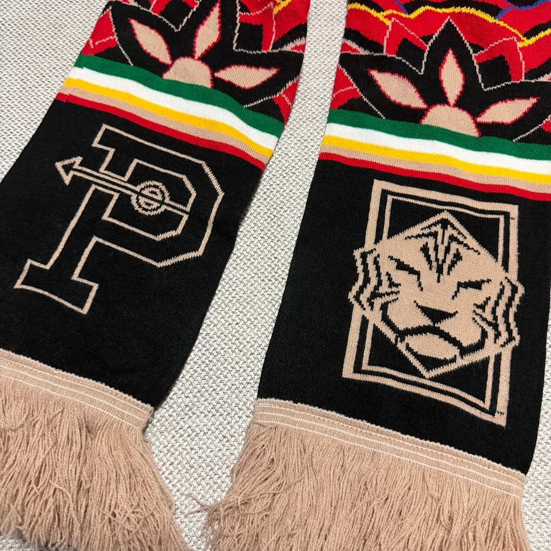 오버더피치 대한민국 국대 마크 머플러 상품이미지2