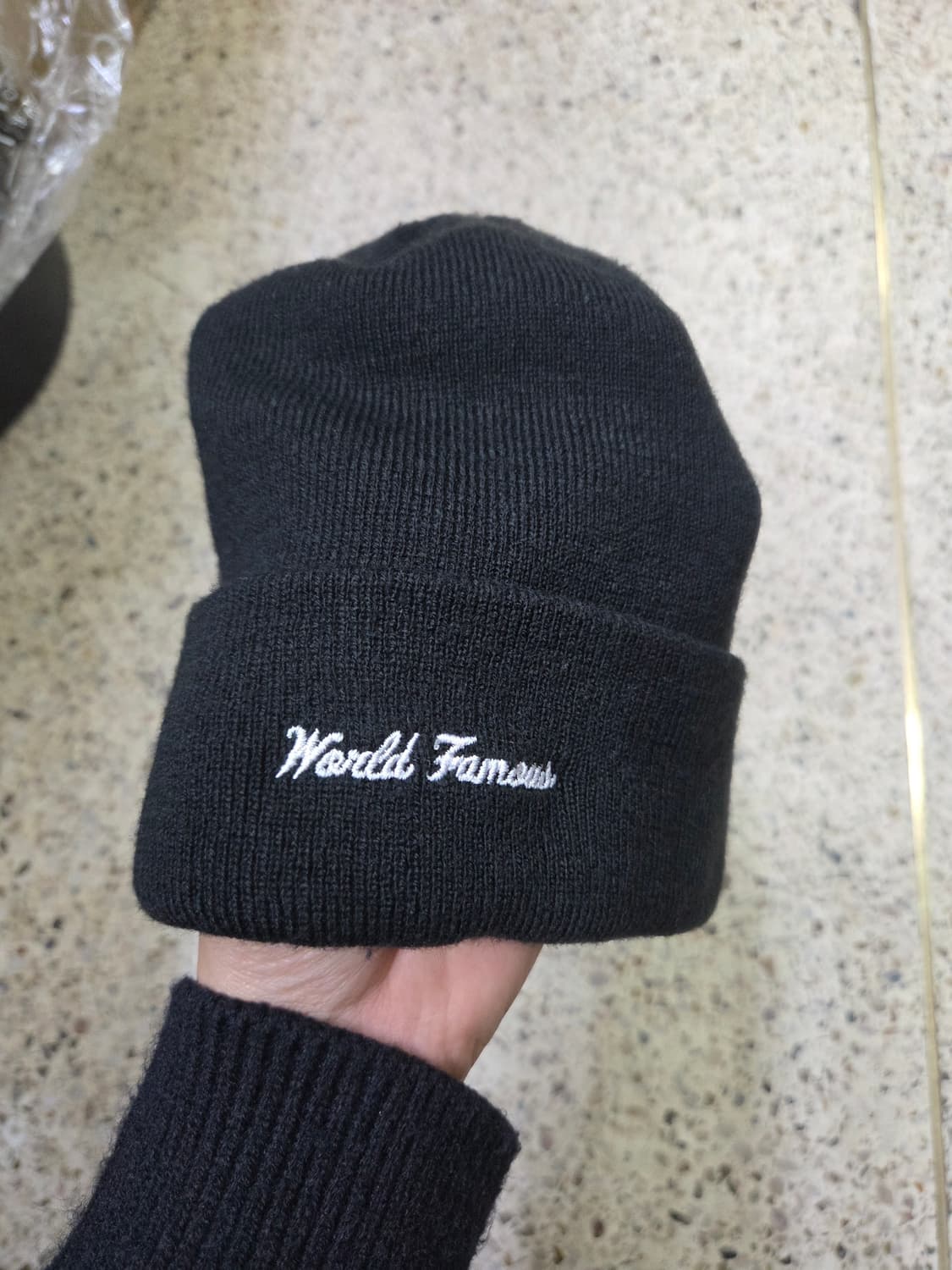 슈프림 블랙 크로스 비니 상품이미지3