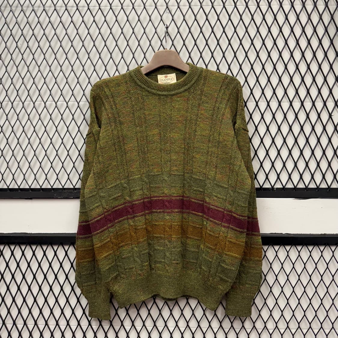미쏘니 이그잼플 니트 배색 스트라이프 패턴 울 스웨터 카키 상품이미지1