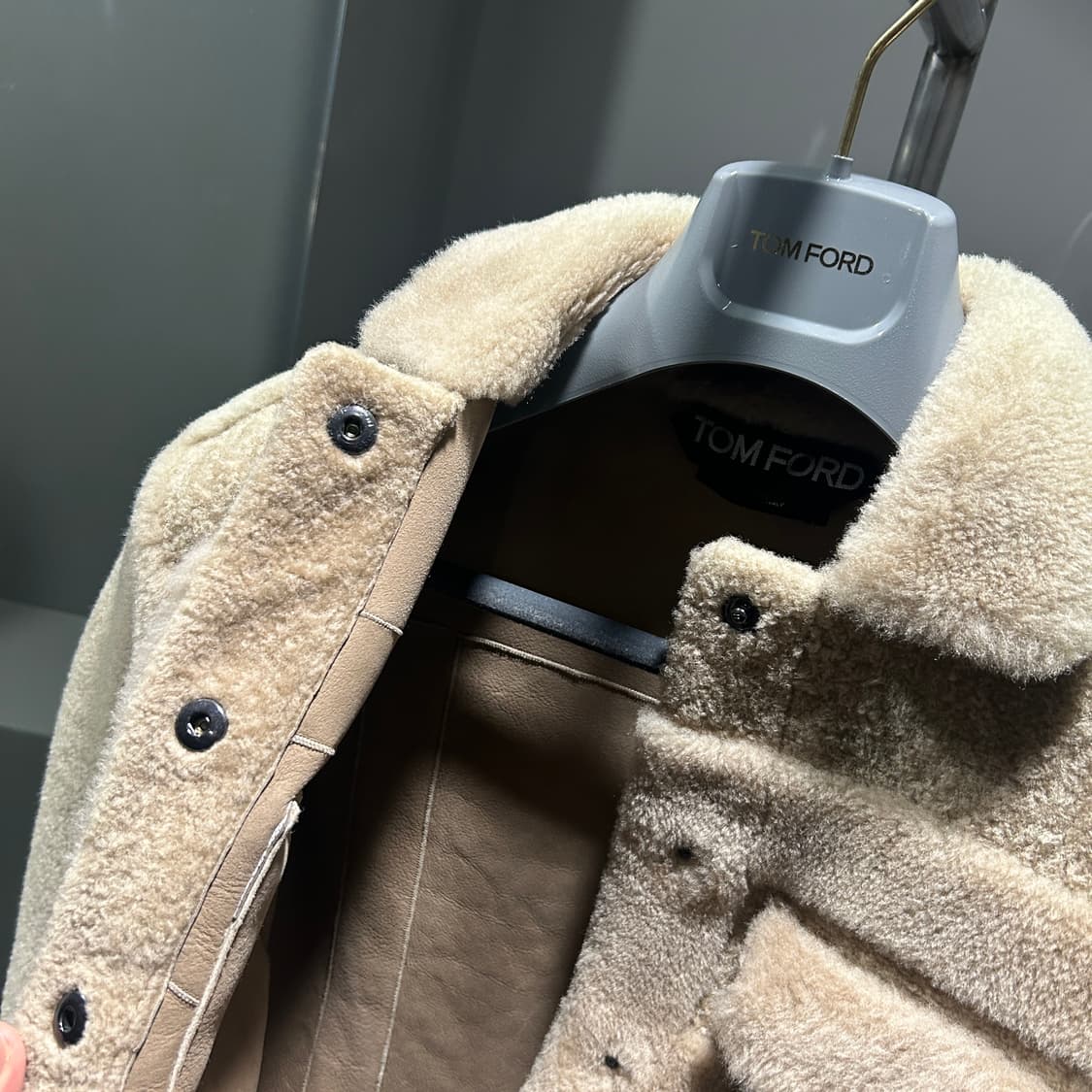 톰포드 램스킨 시어링 퍼 자켓 상품이미지4