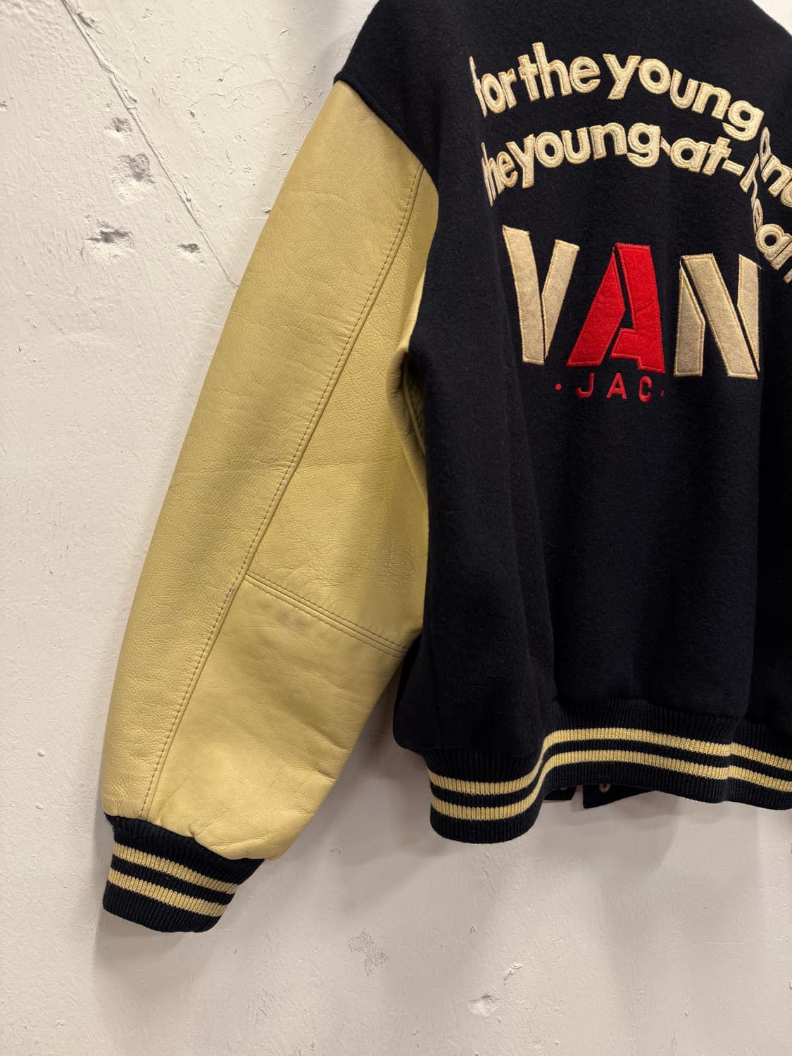 (L) VAN JAC Leather Arm Varsity Jacket 상품이미지7