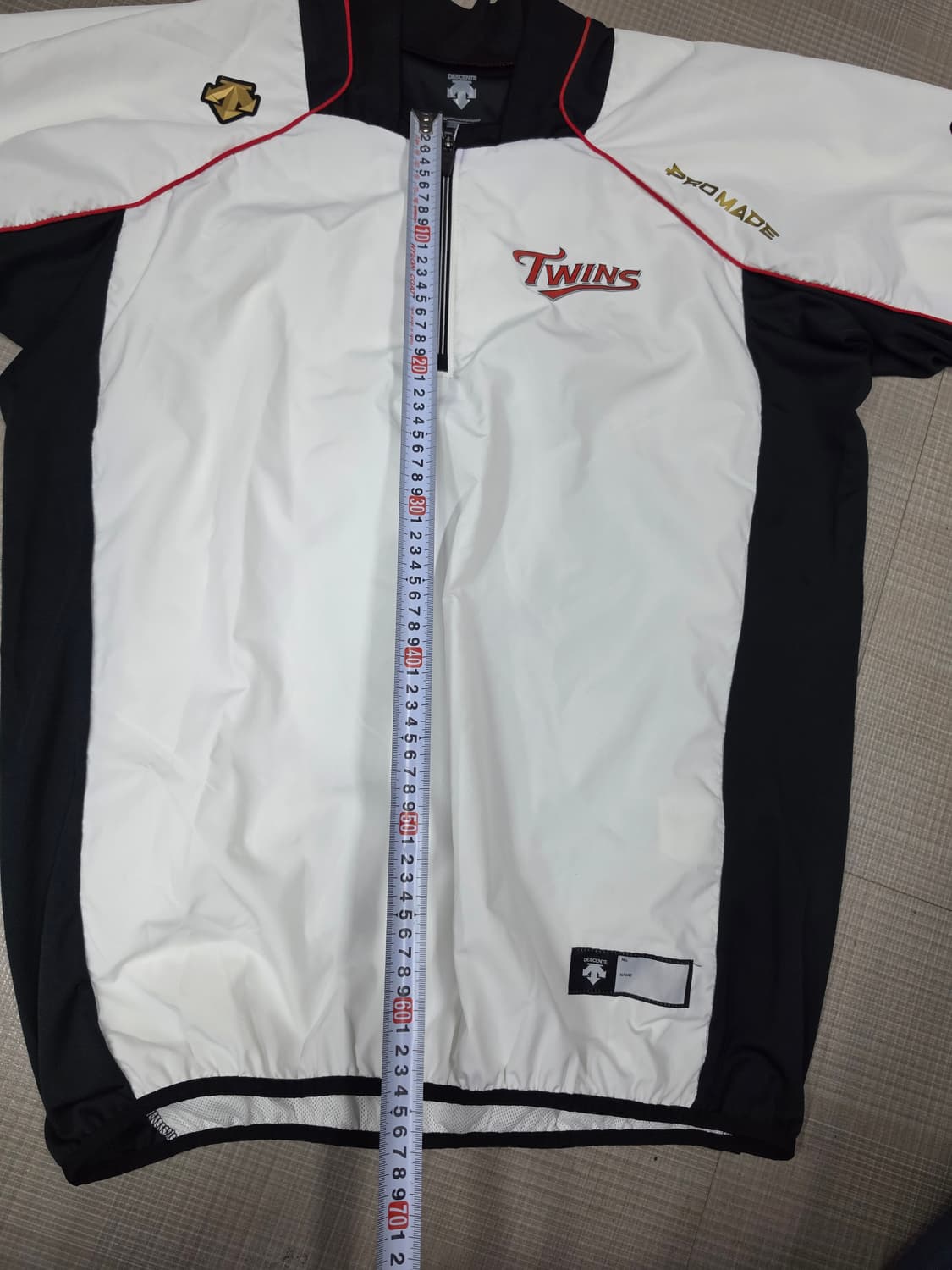 데상트 LG 트윈스 선수지급용 야구 바람막이 상품이미지2